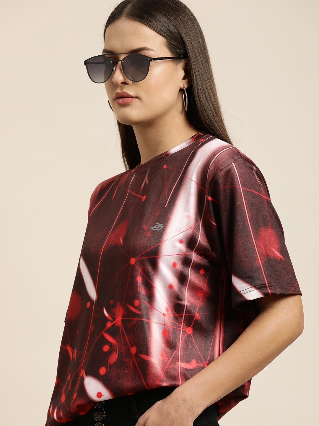 Difference of Opinion Women Maroon & White Abstract Print Drop-Shoulder Sleeves T-shirt
Difference of Opinion Women Maroon & White Abstract Print Drop-Shoulder Sleeves T-shirt