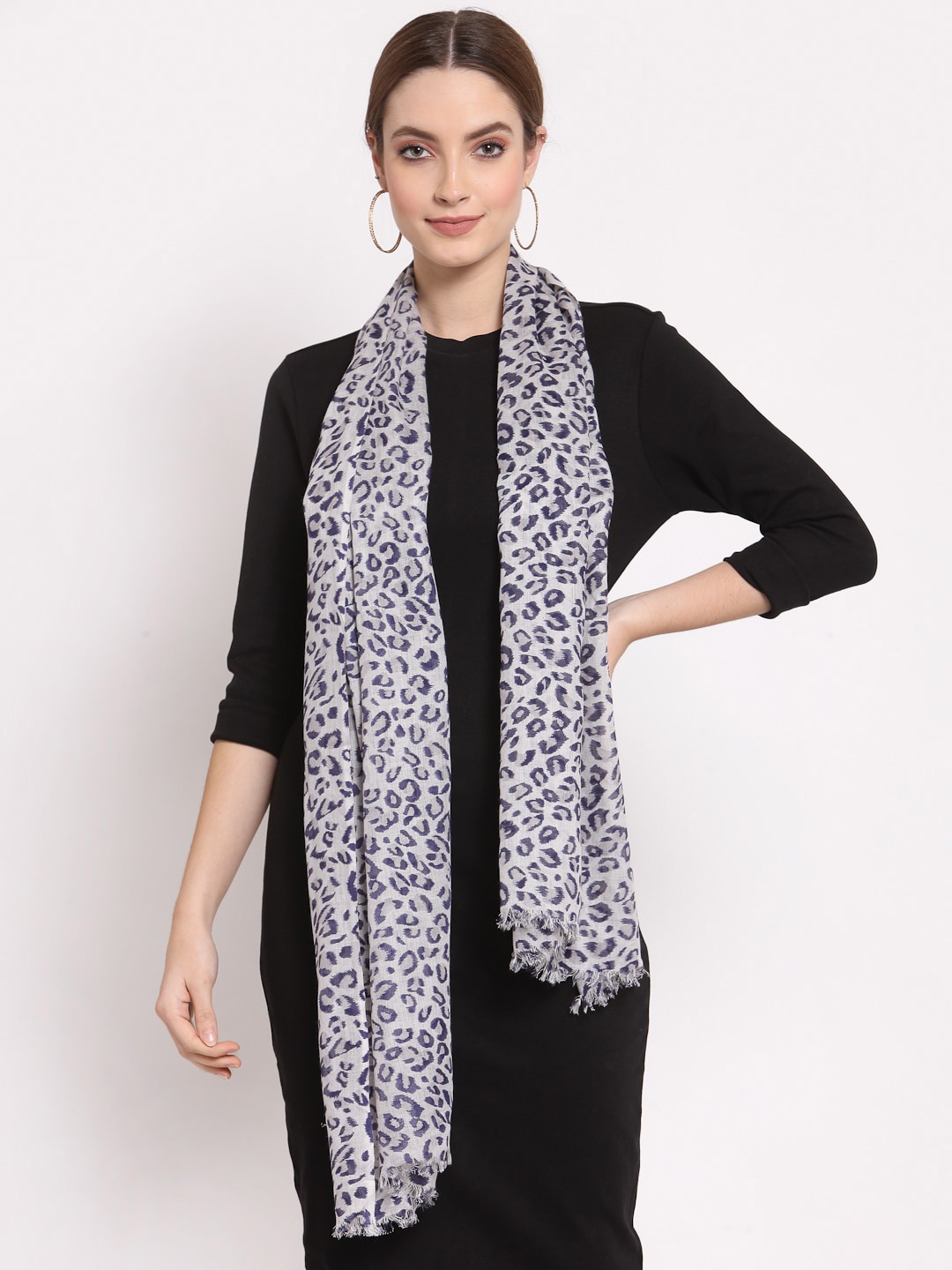Anekaant Women Off White & Black Printed Scarf