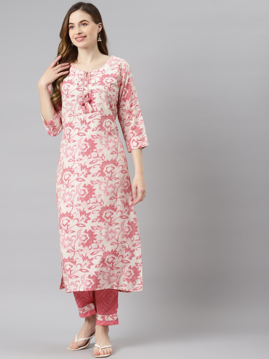 Readiprint Fashions Women Pink & White Ethnic Motifs Printed Kurta with Trousers