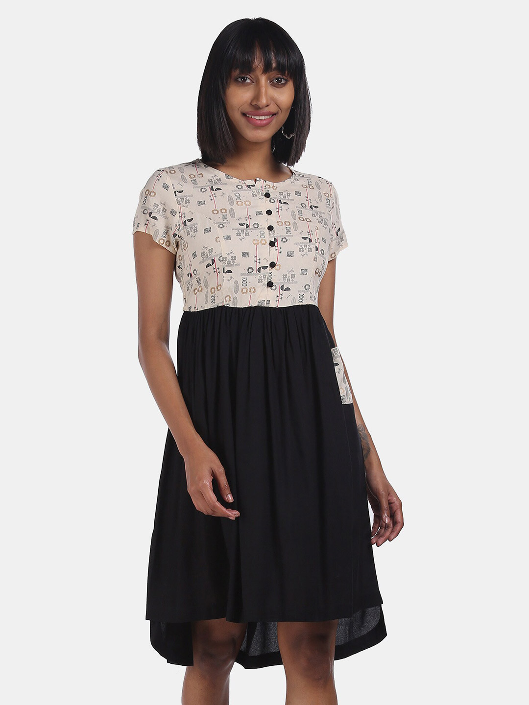 Karigari Black & Beige Floral Dress
Karigari Black & Beige Floral Dress