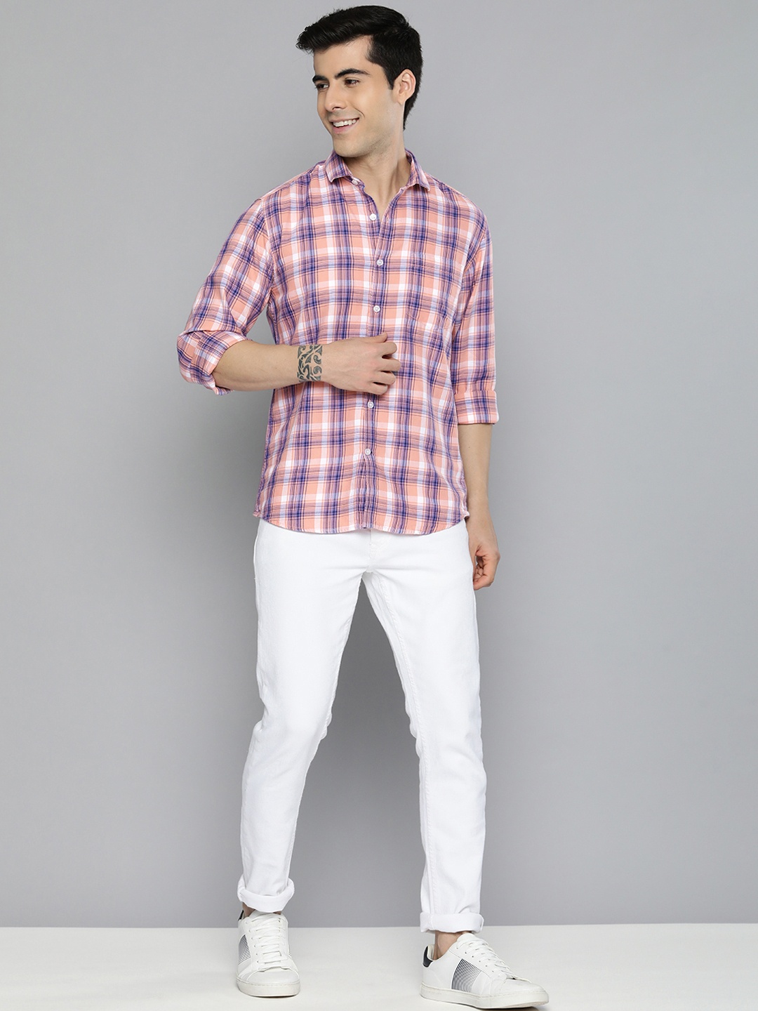 Mast & Harbour Men Pink & Purple Tartan Checks Slim Fit Pure Cotton Casual Shirt
Mast & Harbour Men Pink & Purple Tartan Checks Slim Fit Pure Cotton Casual Shirt