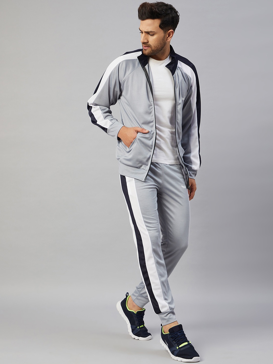 CHROME & CORAL Men Grey & White Solid Track Suit