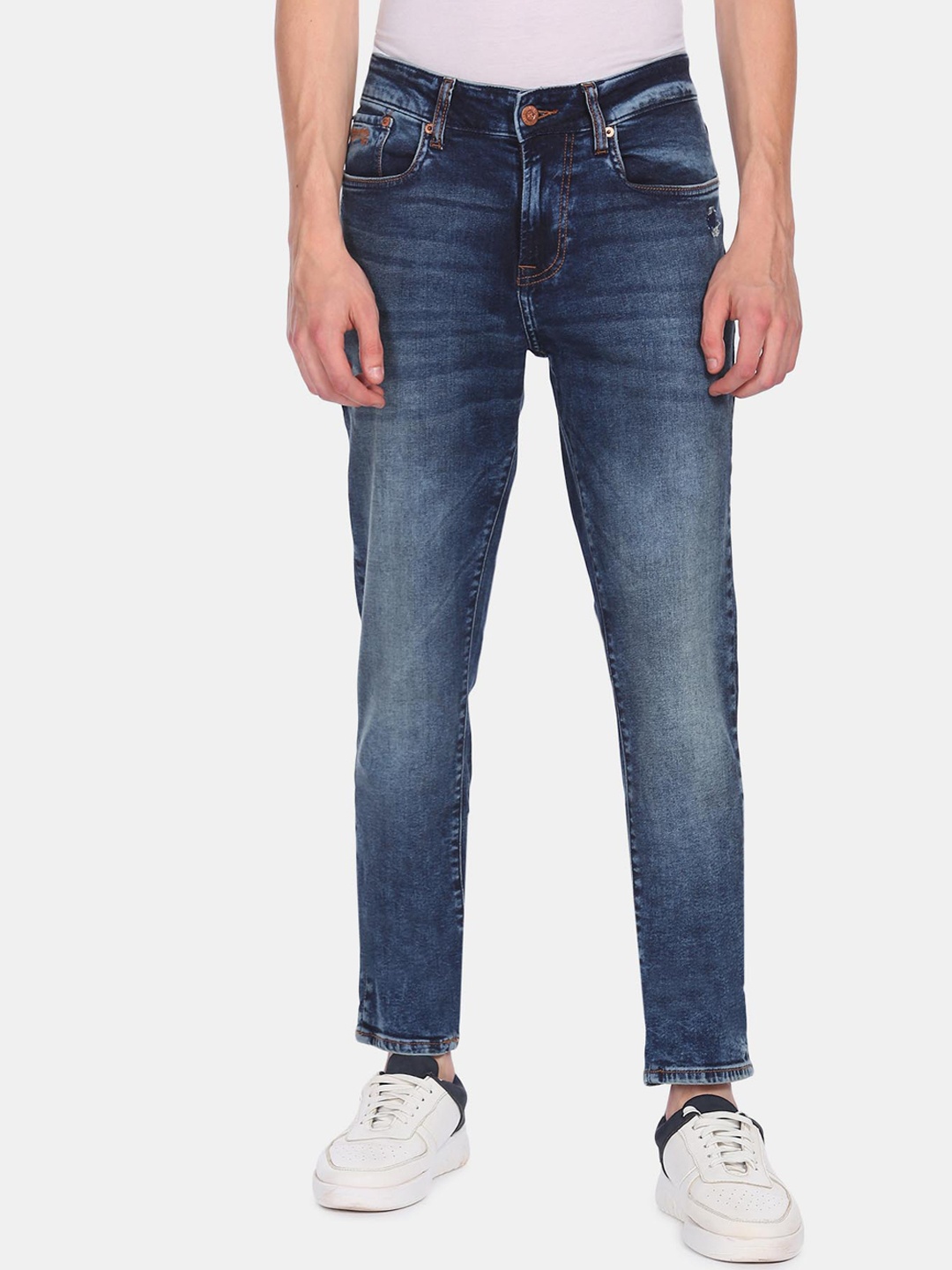 Aeropostale Men Blue Super Skinny Fit Mildly Distressed Heavy Fade Strtetchable Jeans
Aeropostale Men Blue Super Skinny Fit Mildly Distressed Heavy Fade Strtetchable Jeans
