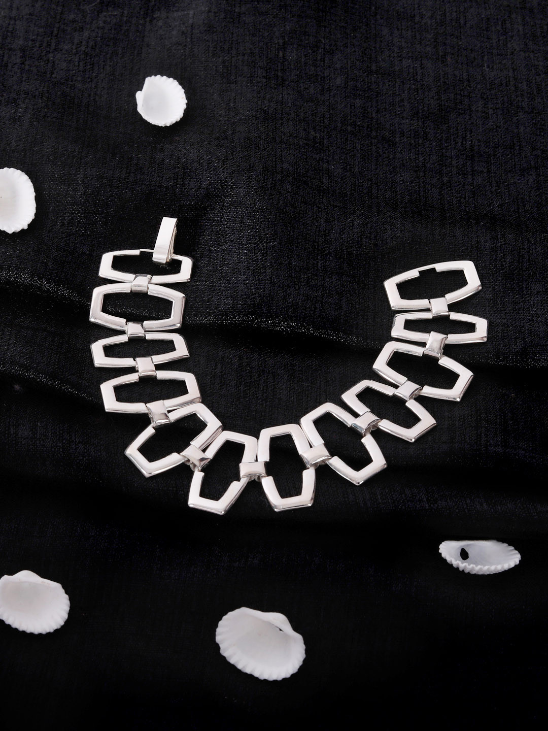 TRISHONA Women 925 Sterling Silver Interlinked Bracelet 
TRISHONA Women 925 Sterling Silver Interlinked Bracelet