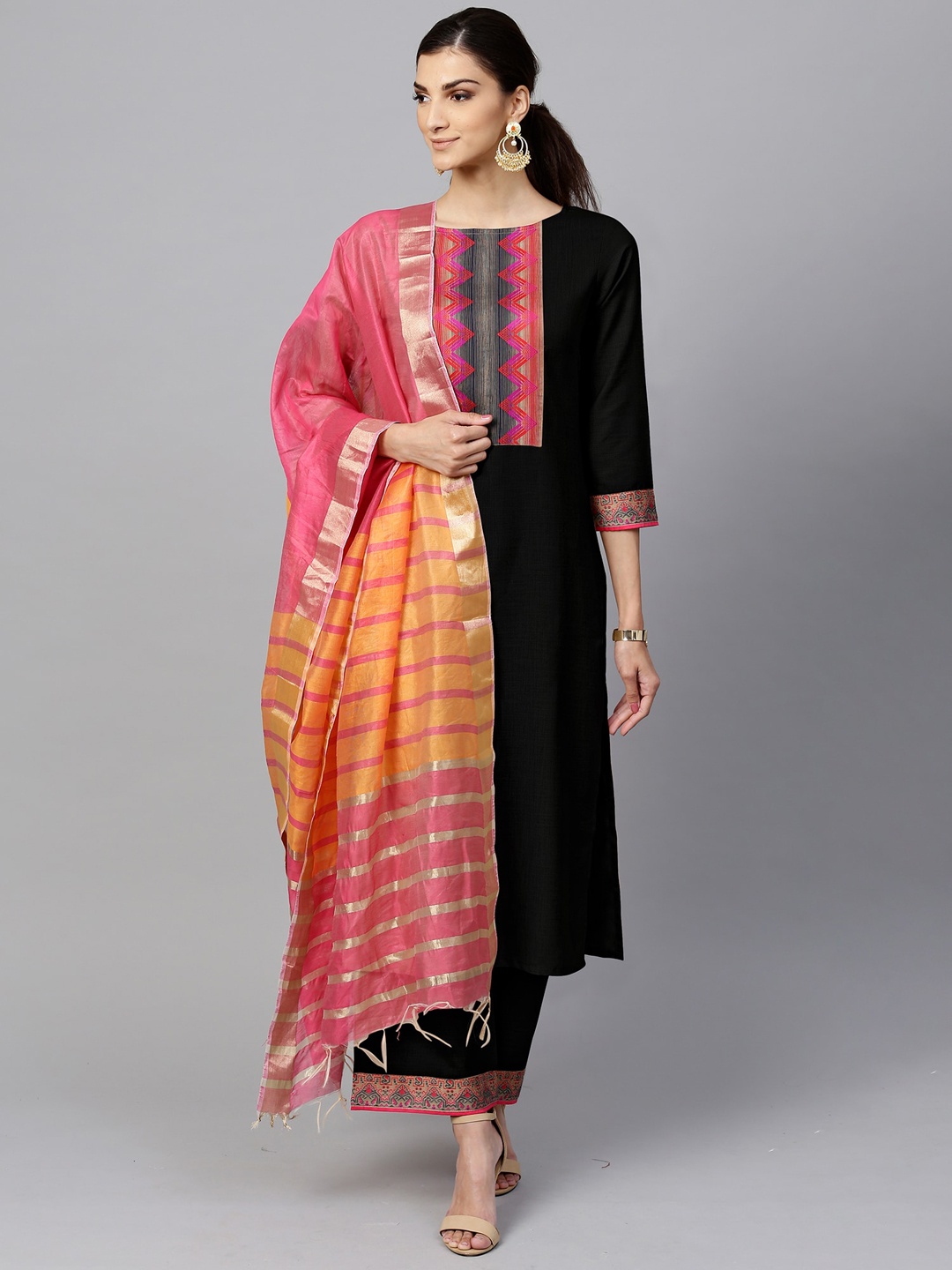 Indo Era Women Black Ethnic Motifs Yoke Design Pure Cotton Kurta with Palazzos & With Dupatta
Indo Era Women Black Ethnic Motifs Yoke Design Pure Cotton Kurta with Palazzos & With Dupatta