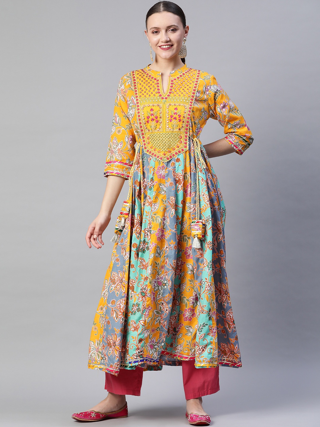 Readiprint Fashions Mustard Yellow & Pink Batik Floral Printed Cotton Zari Anarkali Kurta
Readiprint Fashions Mustard Yellow & Pink Batik Floral Printed Cotton Zari Anarkali Kurta