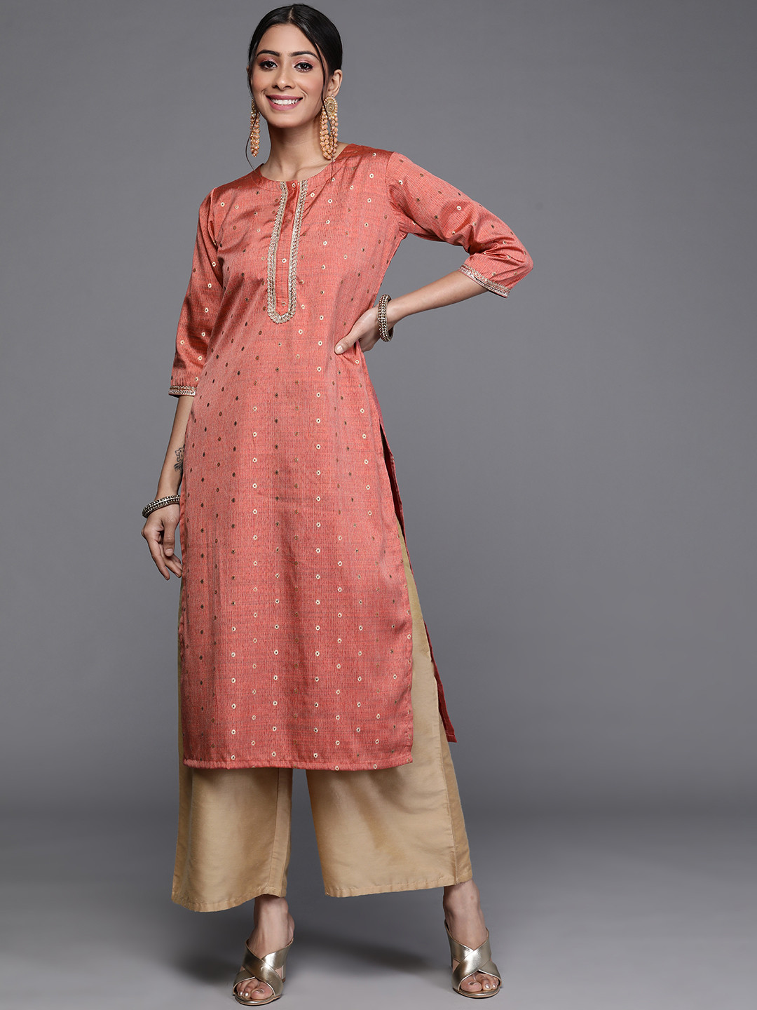 Libas Women Coral & Gold-Toned Woven Design Gotta Patti Chanderi Silk Kurta 
Libas Women Coral & Gold-Toned Woven Design Gotta Patti Chanderi Silk Kurta