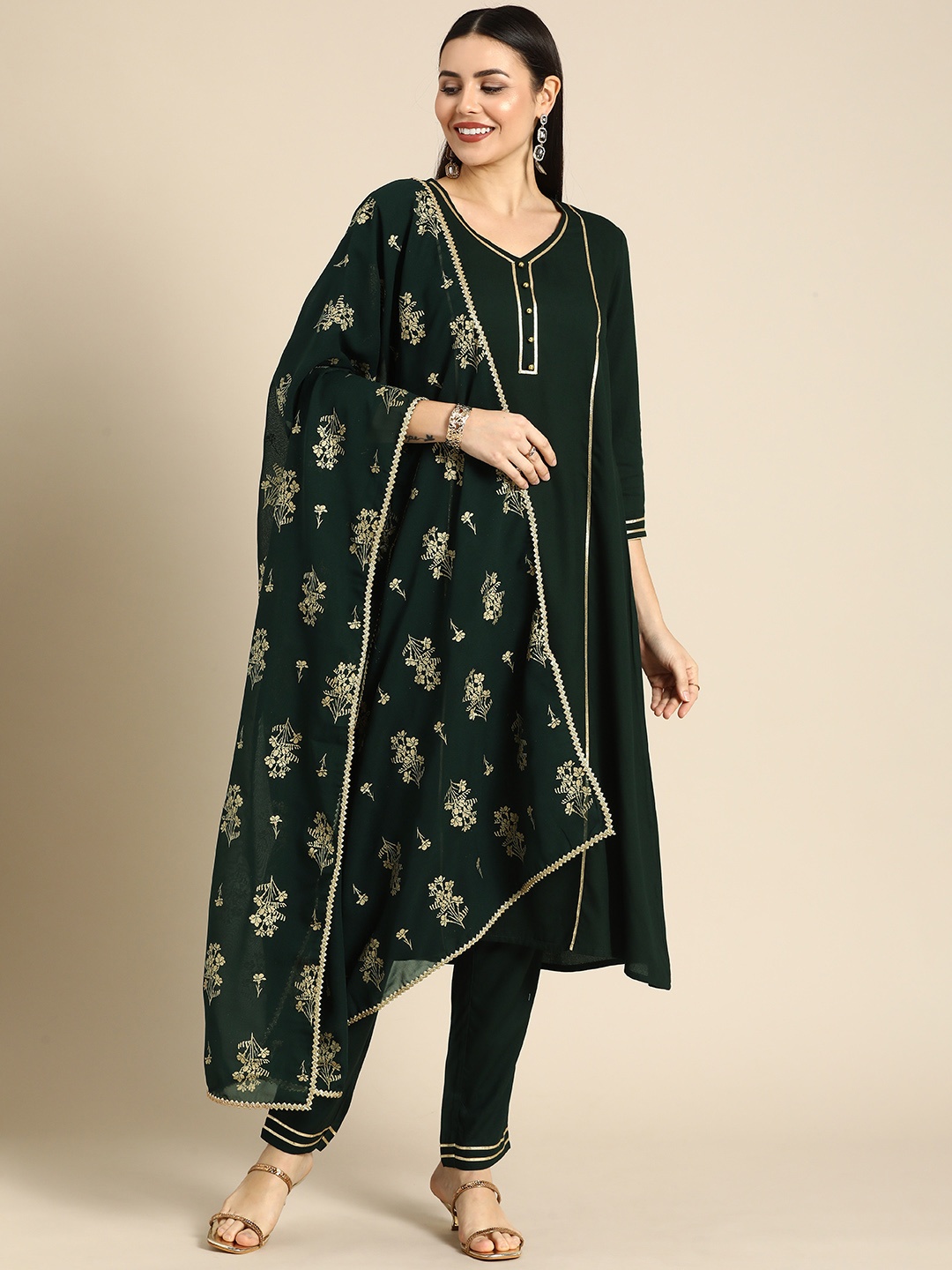 all about you Women Green & Gold-Toned Gotta Patti Kurta with Trousers & With Dupatta
all about you Women Green & Gold-Toned Gotta Patti Kurta with Trousers & With Dupatta