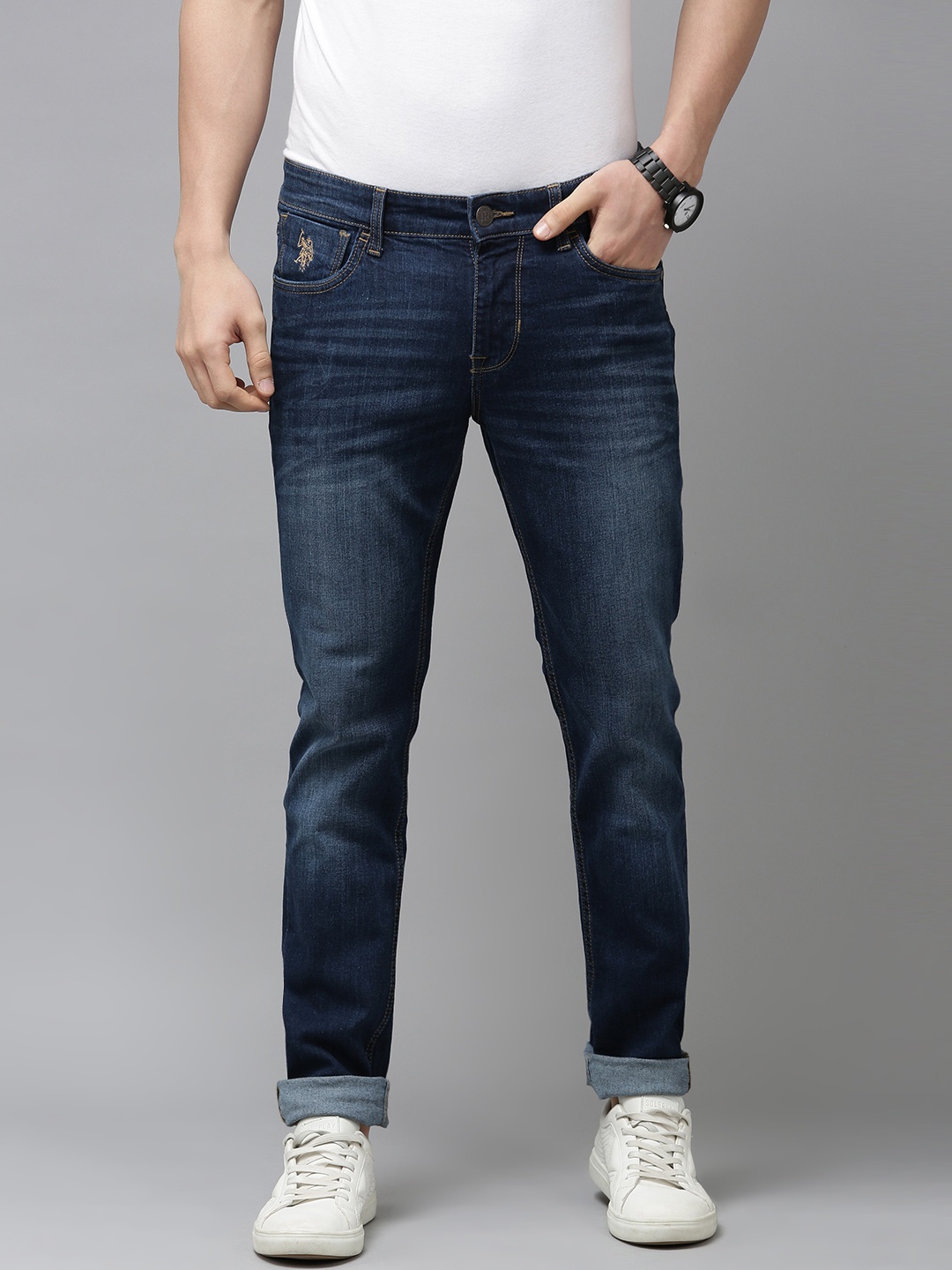 U.S. Polo Assn. Denim Co. Men Blue Brandon Slim Fit Mid-Rise Light Fade Stretchable Jeans
U.S. Polo Assn. Denim Co. Men Blue Brandon Slim Fit Mid-Rise Light Fade Stretchable Jeans