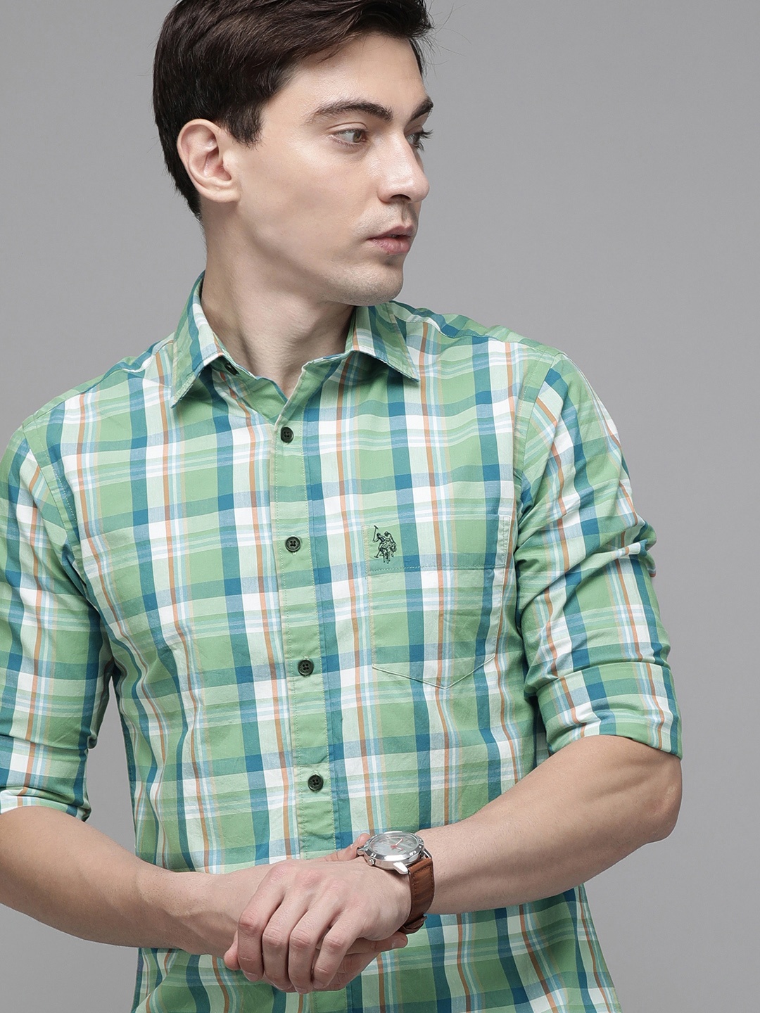 U.S. Polo Assn. Men Green & White Checked Tailored Fit Pure Cotton Casual Shirt
U.S. Polo Assn. Men Green & White Checked Tailored Fit Pure Cotton Casual Shirt