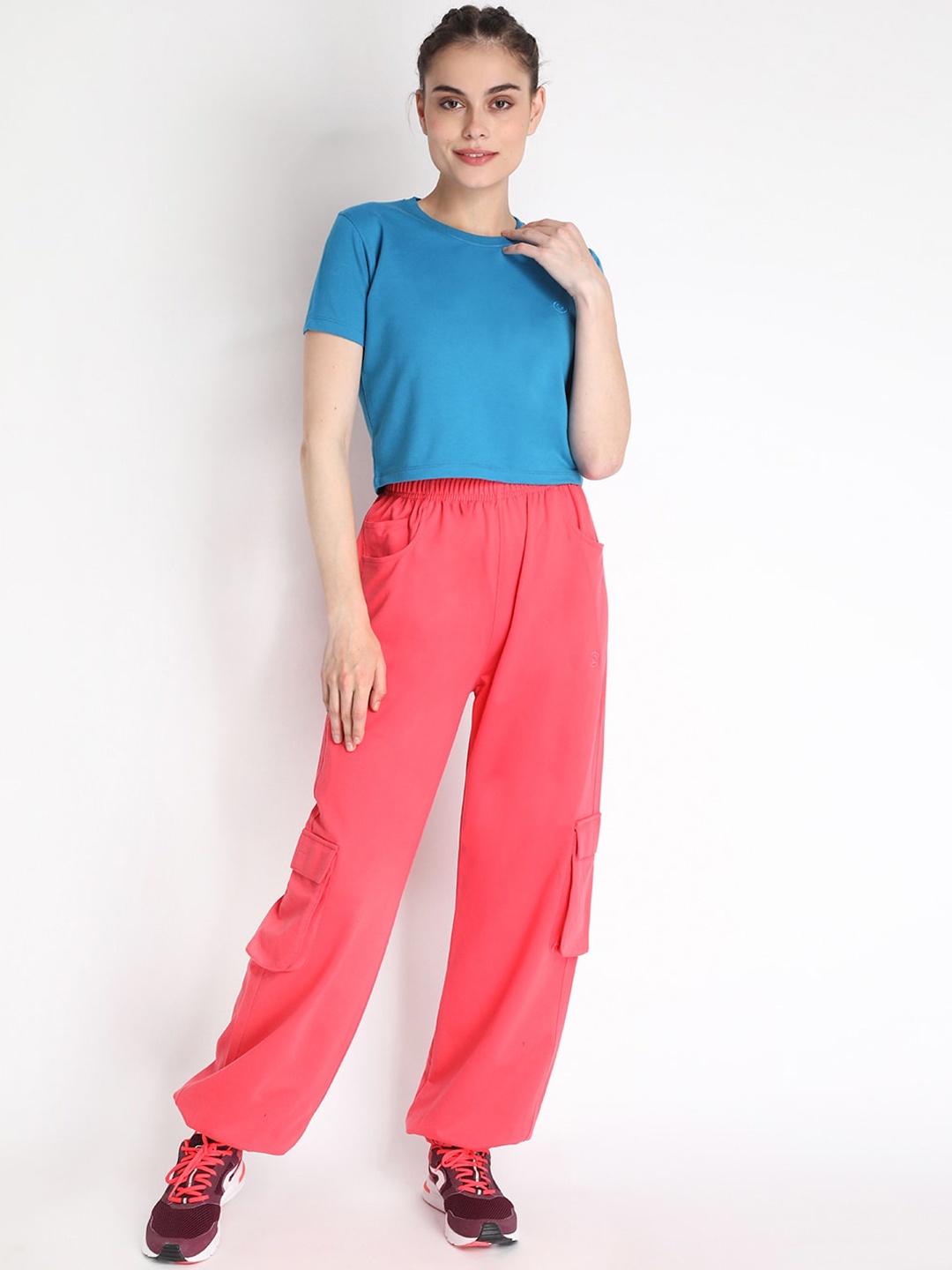 Chkokko Women Blue & Peach-Coloured Solid Tracksuit