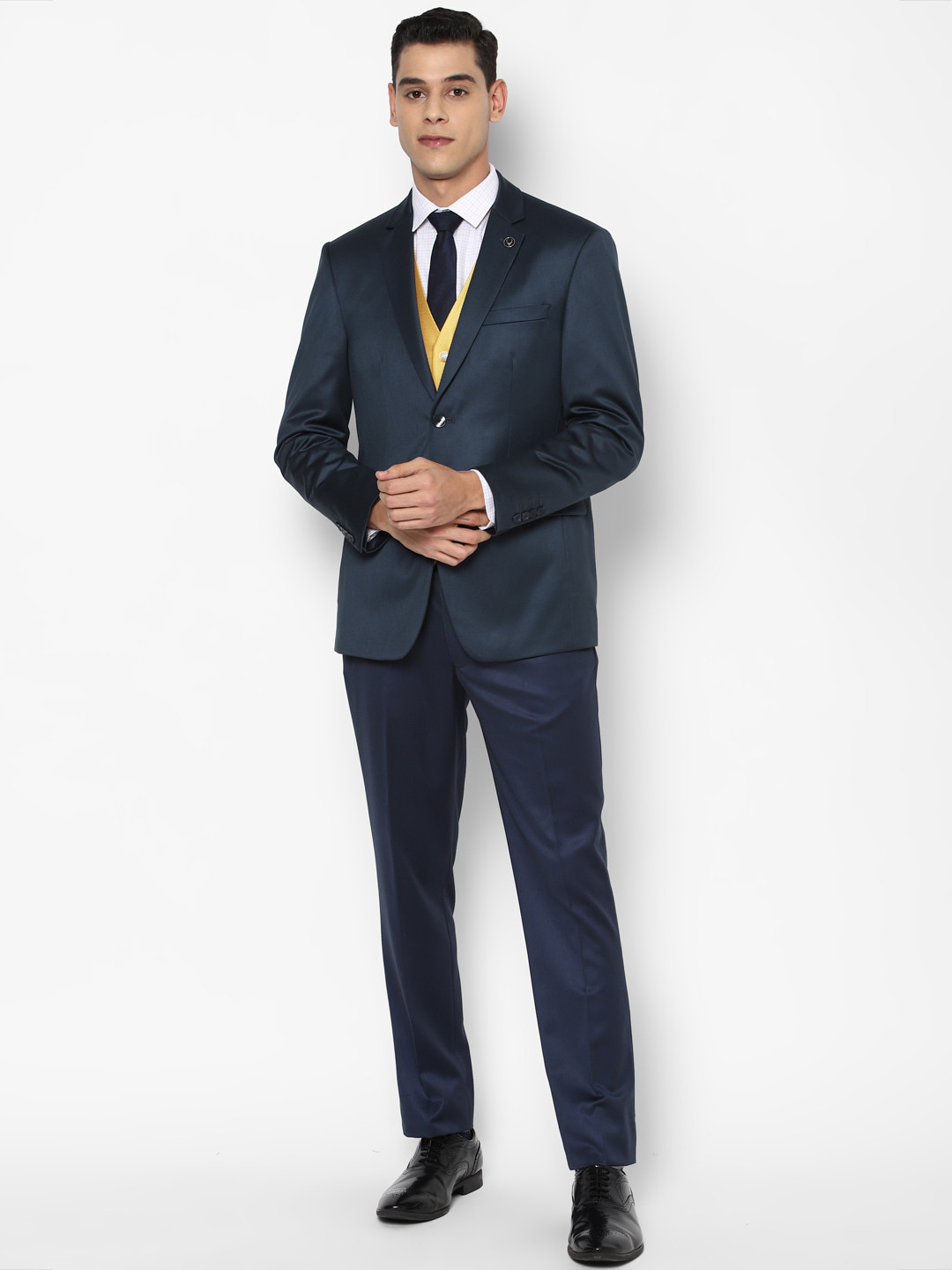 Allen Solly Men Navy Blue & Yellow Solid Single-Breasted Slim-Fit 3-Piece Formal Suit
Allen Solly Men Navy Blue & Yellow Solid Single-Breasted Slim-Fit 3-Piece Formal Suit