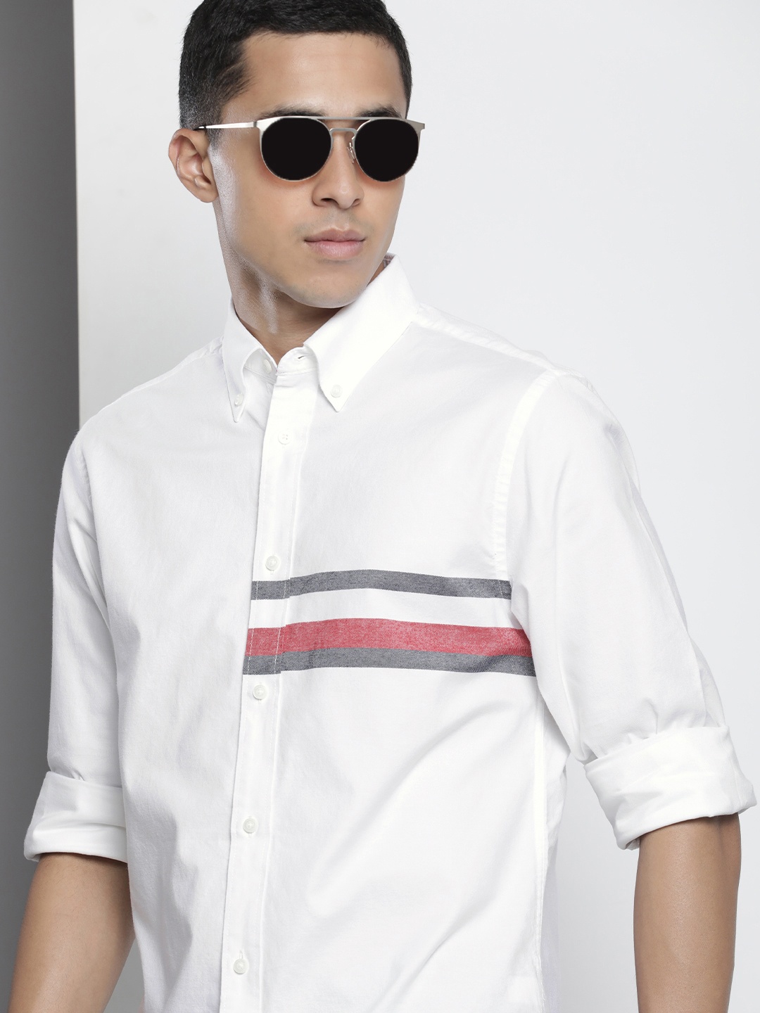 Tommy Hilfiger Men White Horizontal Striped Casual Shirt