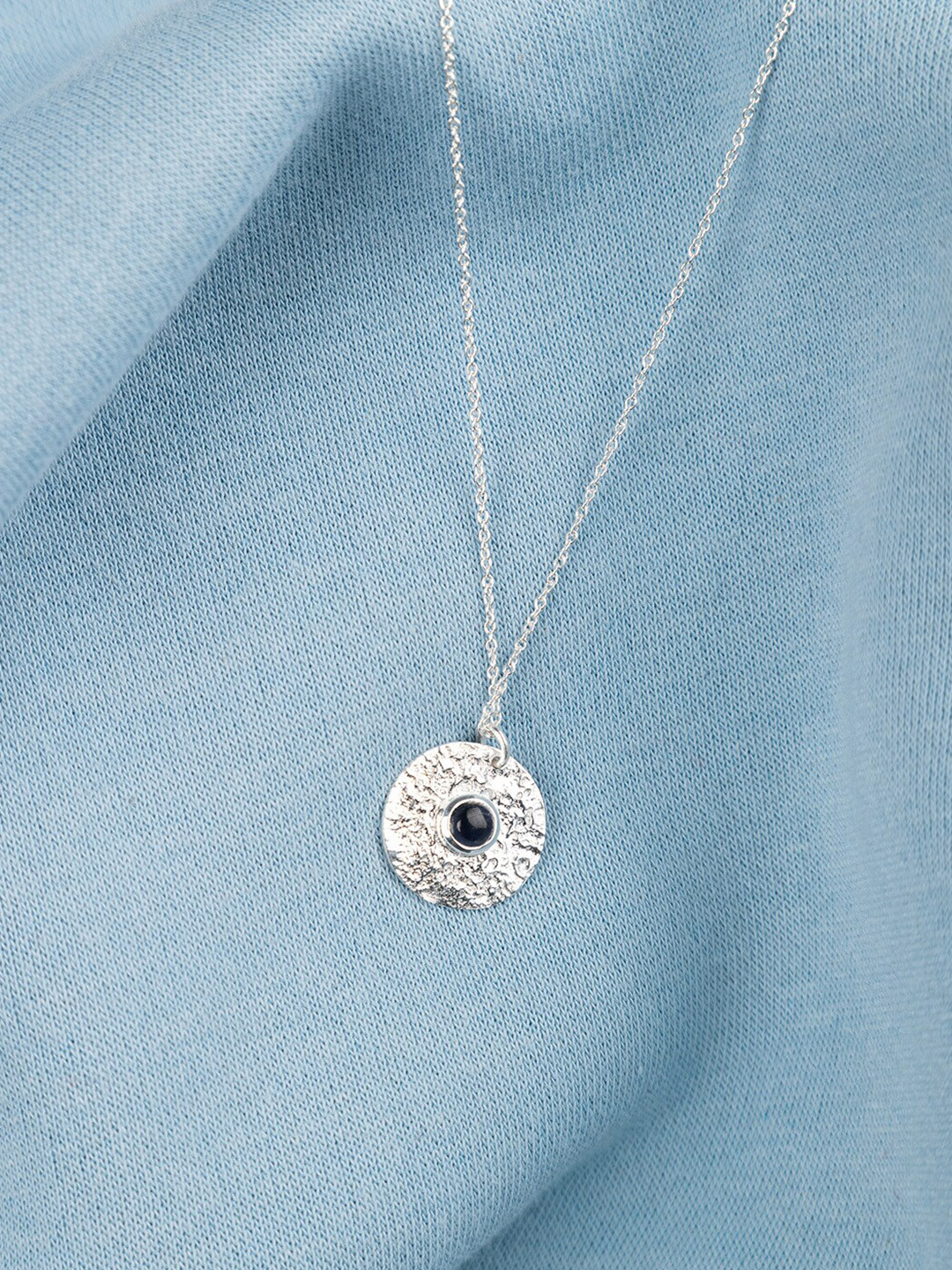 ExclusiveLane Silver-Toned & Black Silver Necklace
ExclusiveLane Silver-Toned & Black Silver Necklace