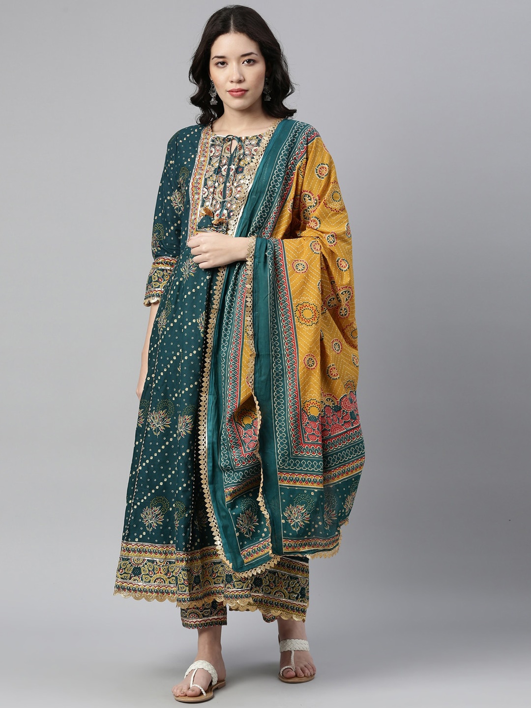 Neerus Women Turquoise Blue Ethnic Motifs Printed Kurta with Trousers & With Dupatta
Neerus Women Turquoise Blue Ethnic Motifs Printed Kurta with Trousers & With Dupatta