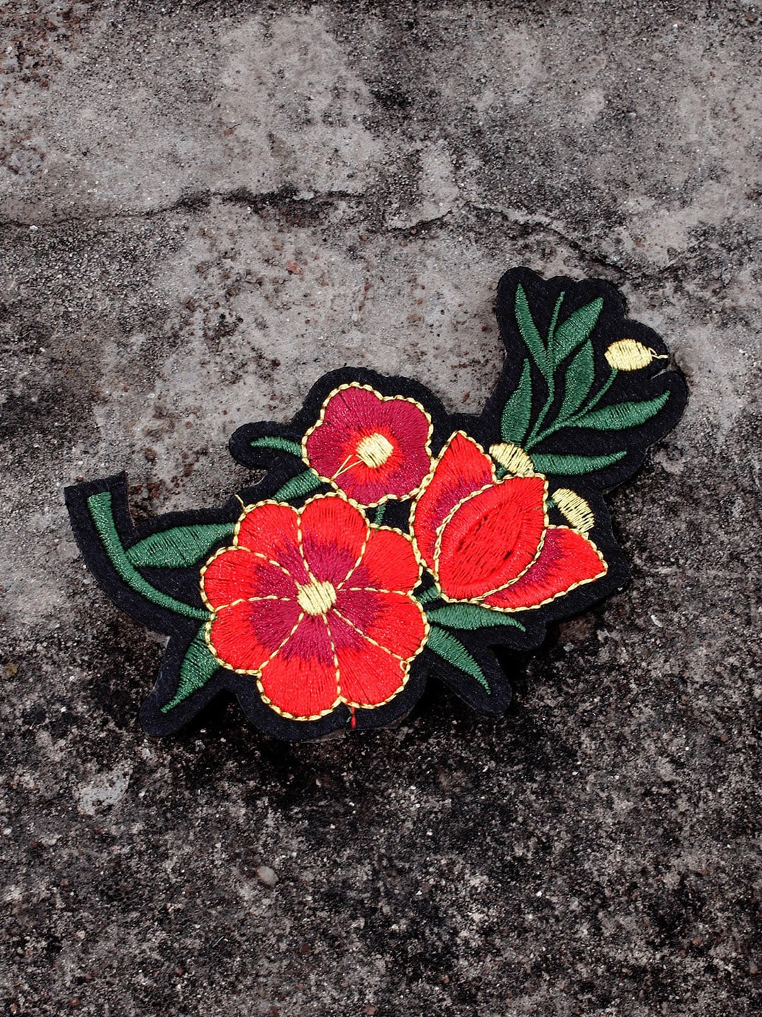 Bellofox Unisex Red & Black Embroidered Garland Brooch