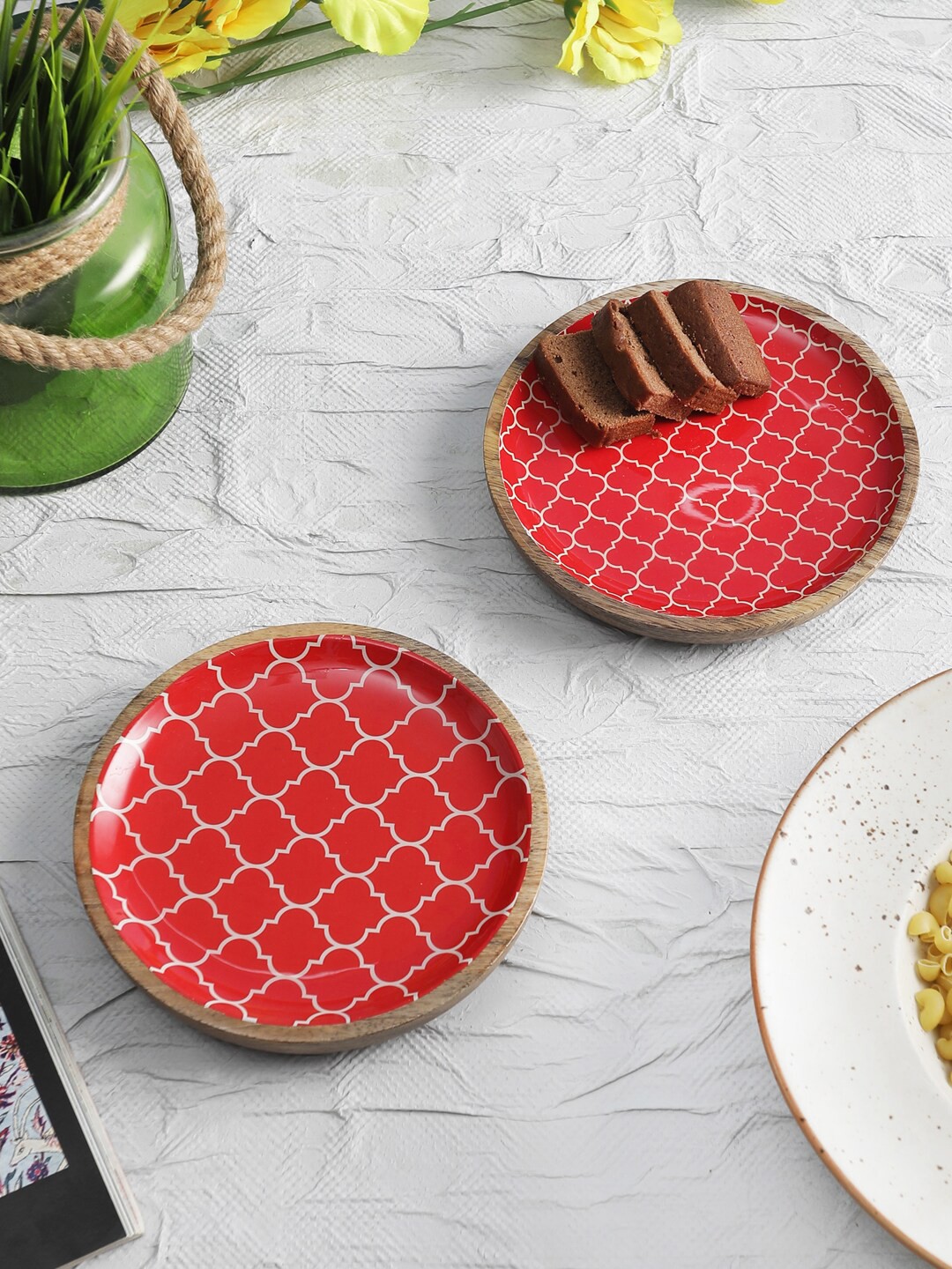 VarEesha Red & White Set Of 2 ServingPieces Handcrafted and Hand Painted Glossy Plates
VarEesha Red & White Set Of 2 ServingPieces Handcrafted and Hand Painted Glossy Plates