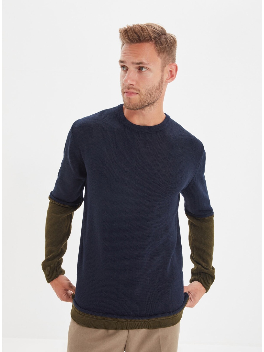 Trendyol Men Navy Blue & Olive Green Pullover Sweater