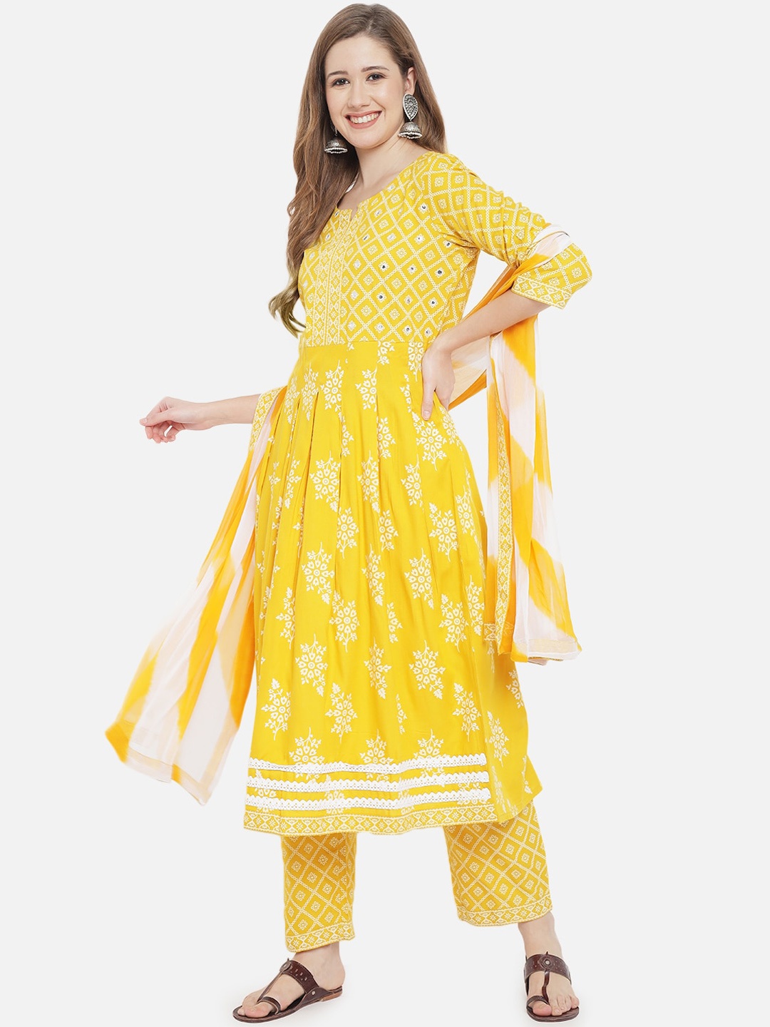 Prakhya Women Yellow Ethnic Motifs Printed Pleated Kurta with Trousers & With Dupatta
Prakhya Women Yellow Ethnic Motifs Printed Pleated Kurta with Trousers & With Dupatta