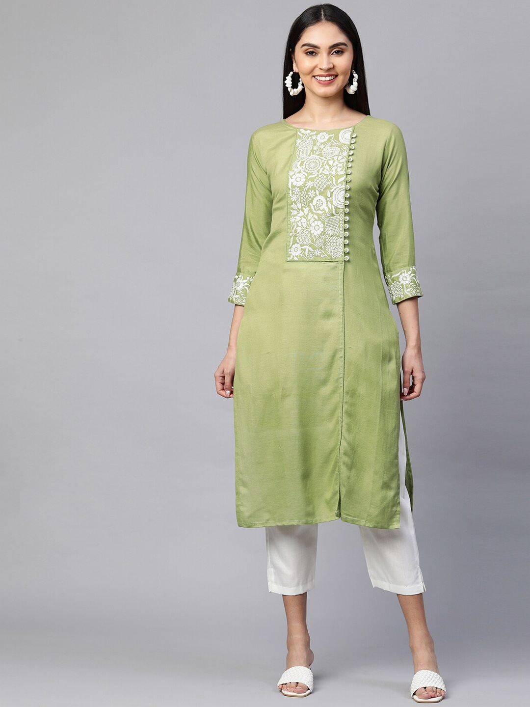 FASHOR Women Green Floral Yoke Design Angrakha Thread Work Kurta with Trousers & With Dupatta
FASHOR Women Green Floral Yoke Design Angrakha Thread Work Kurta with Trousers & With Dupatta
