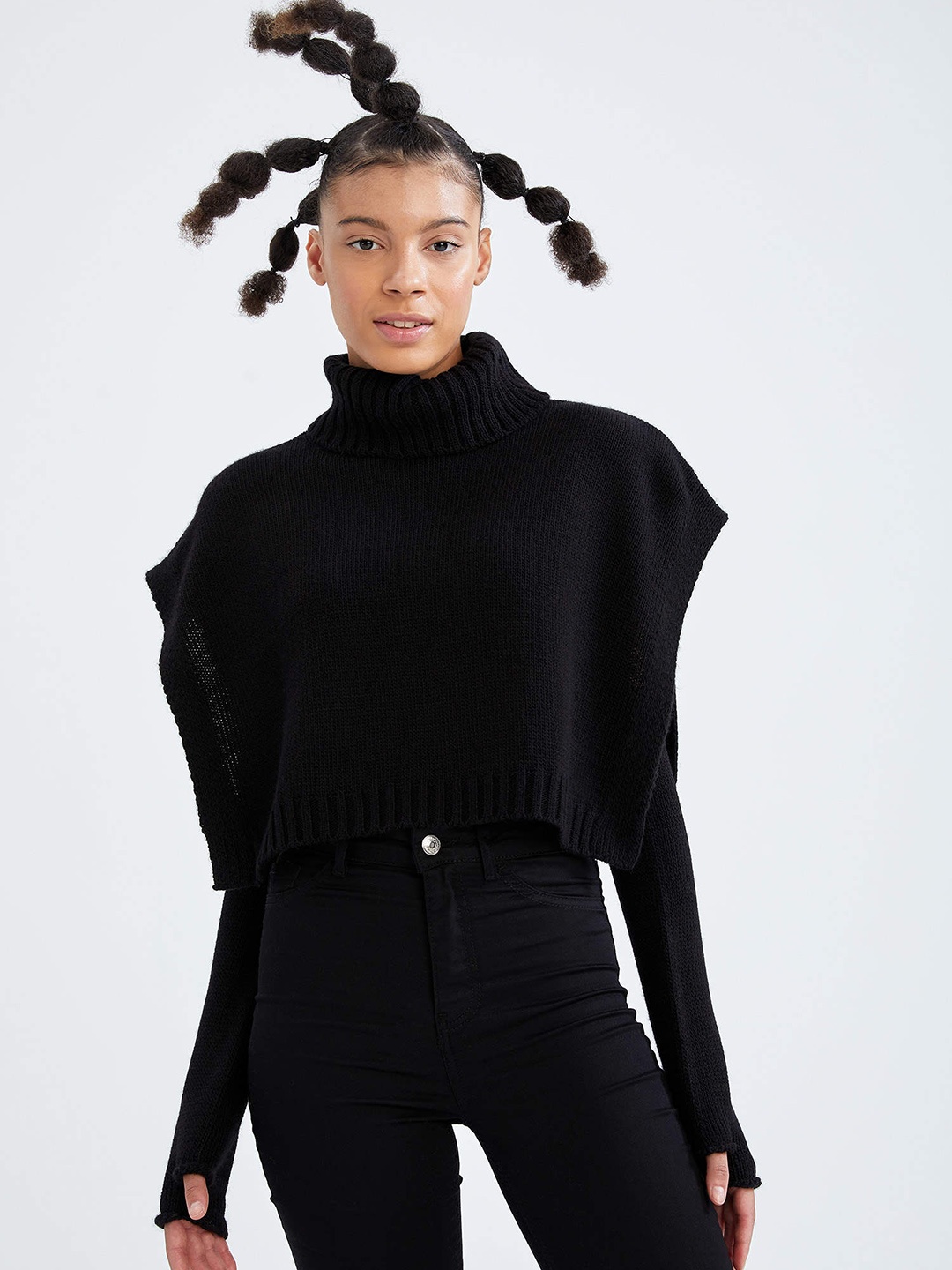 DeFacto Women Black Acrylic Solid Turtle Neck Crop Poncho with Finger Detailed Glove Set
DeFacto Women Black Acrylic Solid Turtle Neck Crop Poncho with Finger Detailed Glove Set