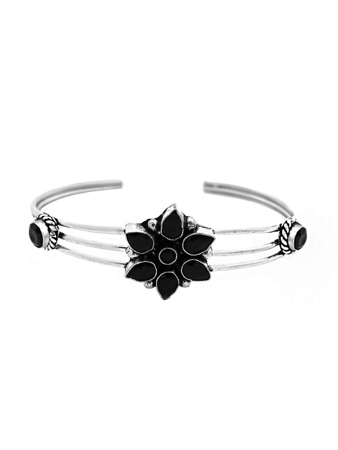 TEEJH Women Silver-Toned & Black Brass Oxidised Silver-Plated Wraparound Bracelet
TEEJH Women Silver-Toned & Black Brass Oxidised Silver-Plated Wraparound Bracelet