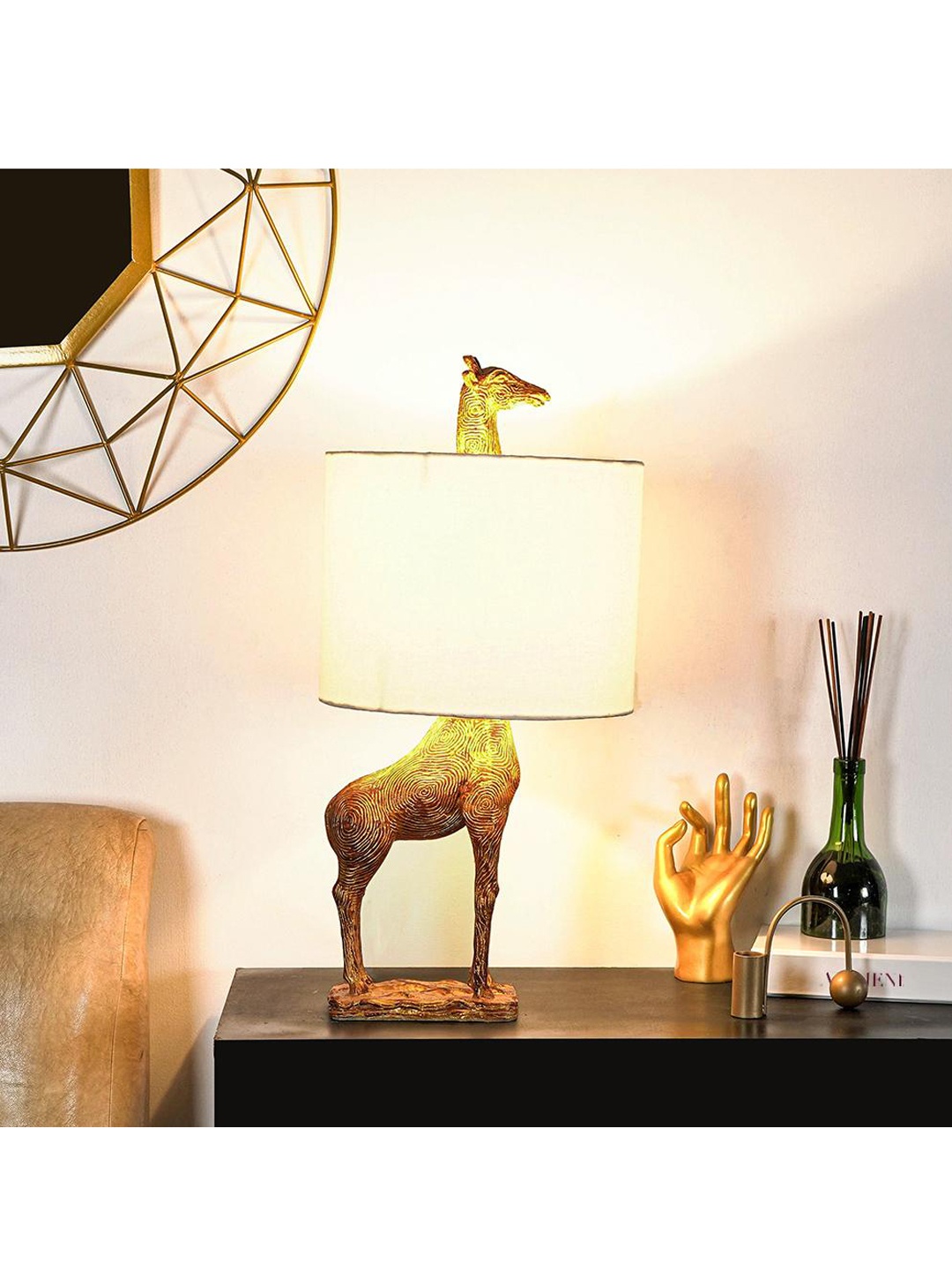 THE ARTMENT Brown Modern Art Giraffe Table Lamp