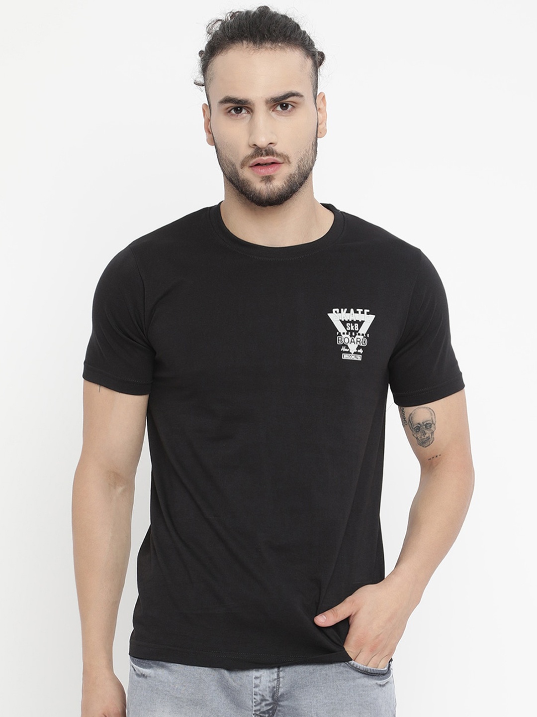 V2 Value & Variety Men Black Pure Cotton T-shirt