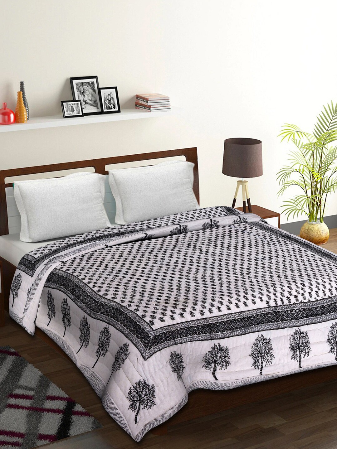 Tistabene Unisex Black & White Ethnic Motifs Mild Winter 200 GSM King Double Bed Dohar
Tistabene Unisex Black & White Ethnic Motifs Mild Winter 200 GSM King Double Bed Dohar