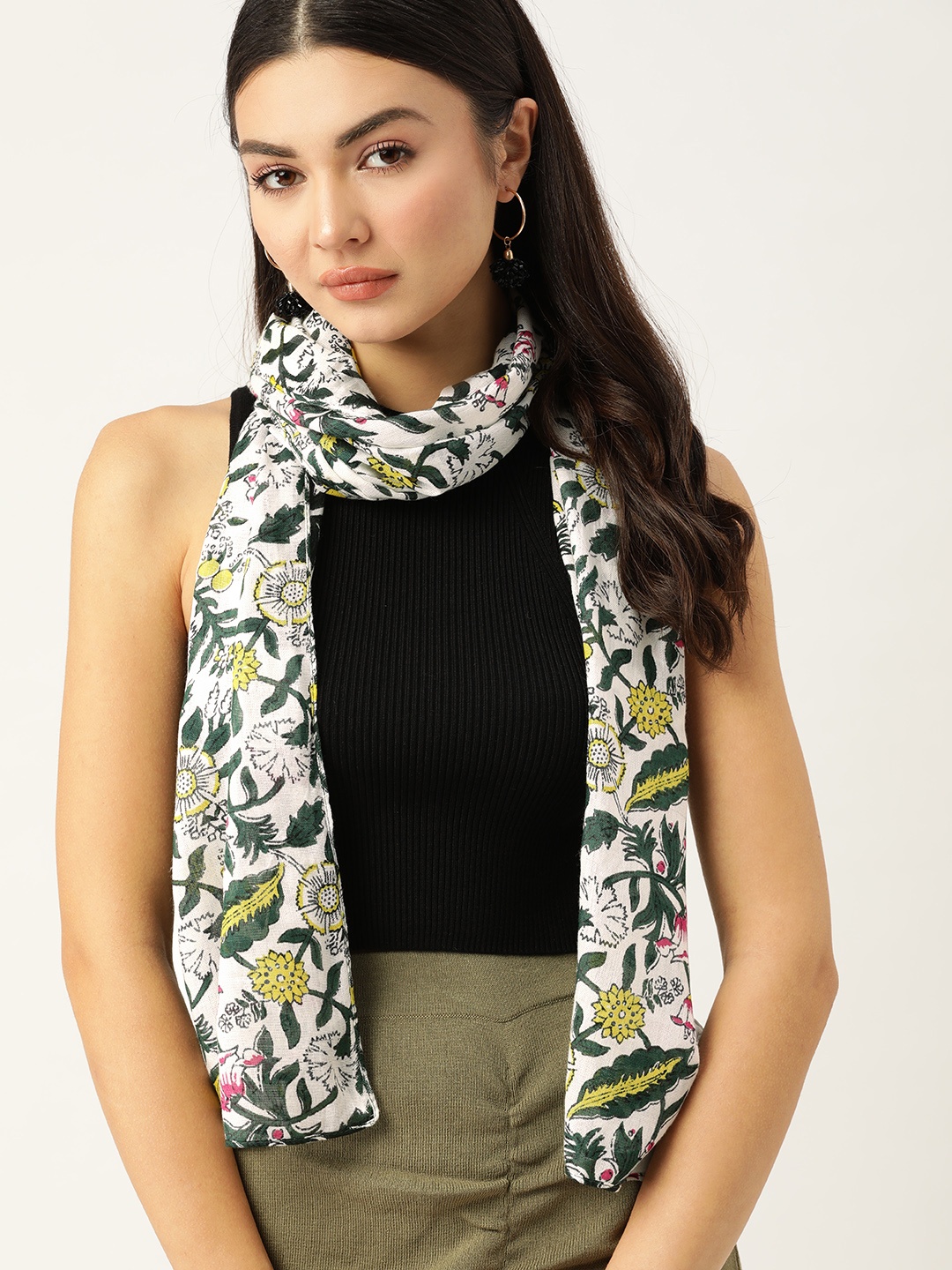 DressBerry Women White & Green Printed Scarf