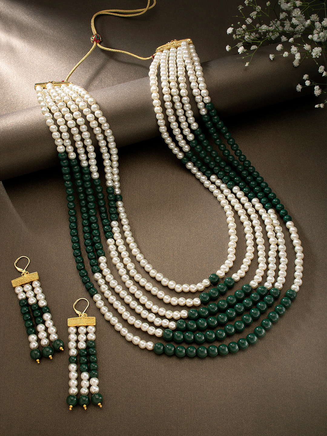 Peora White & Green Beaded Jewellery Set
Peora White & Green Beaded Jewellery Set