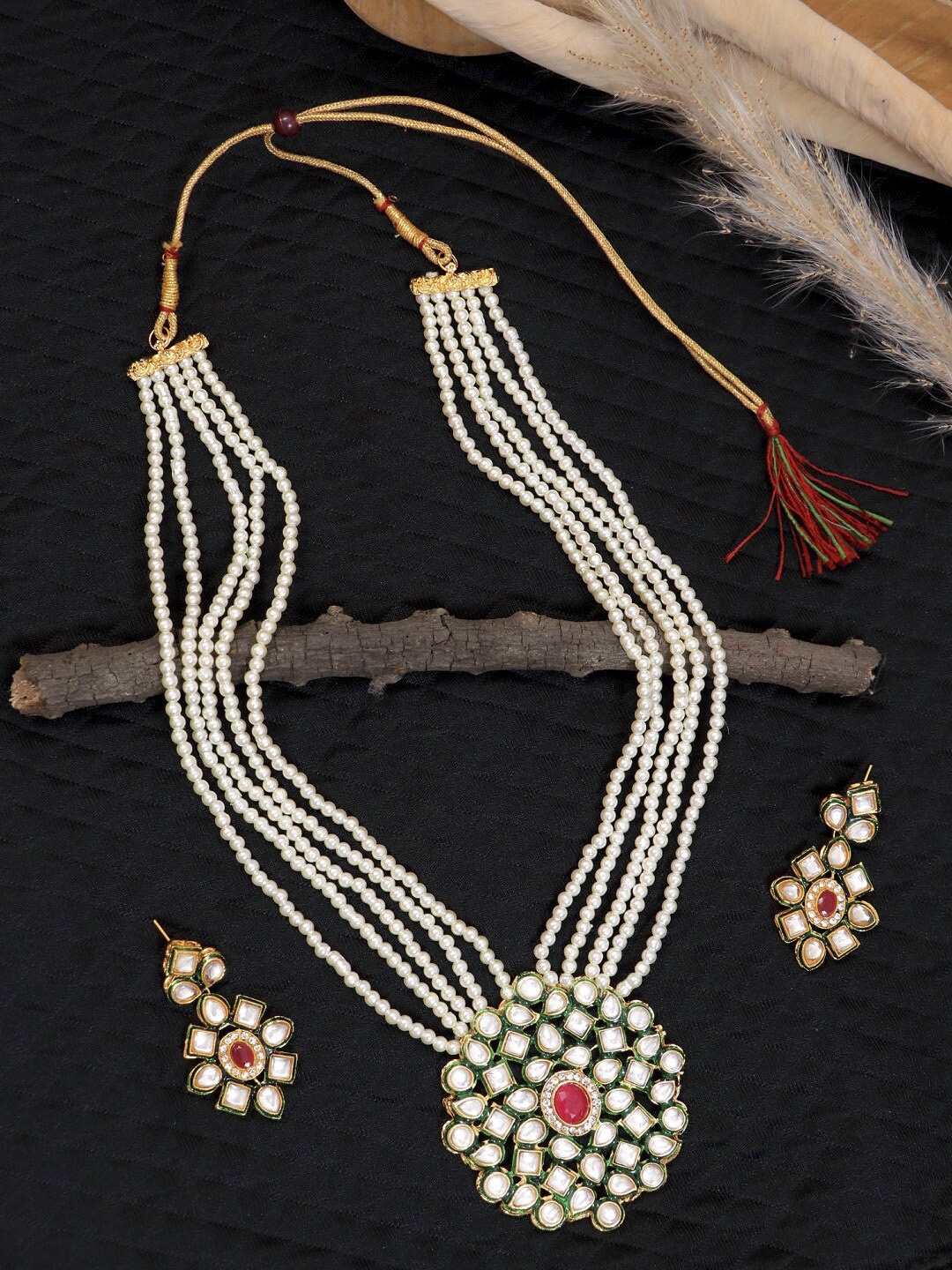 Crunchy Fashion Gold-Plated White & Red Kundan Studded & Beaded Antique Jewellery Set
Crunchy Fashion Gold-Plated White & Red Kundan Studded & Beaded Antique Jewellery Set