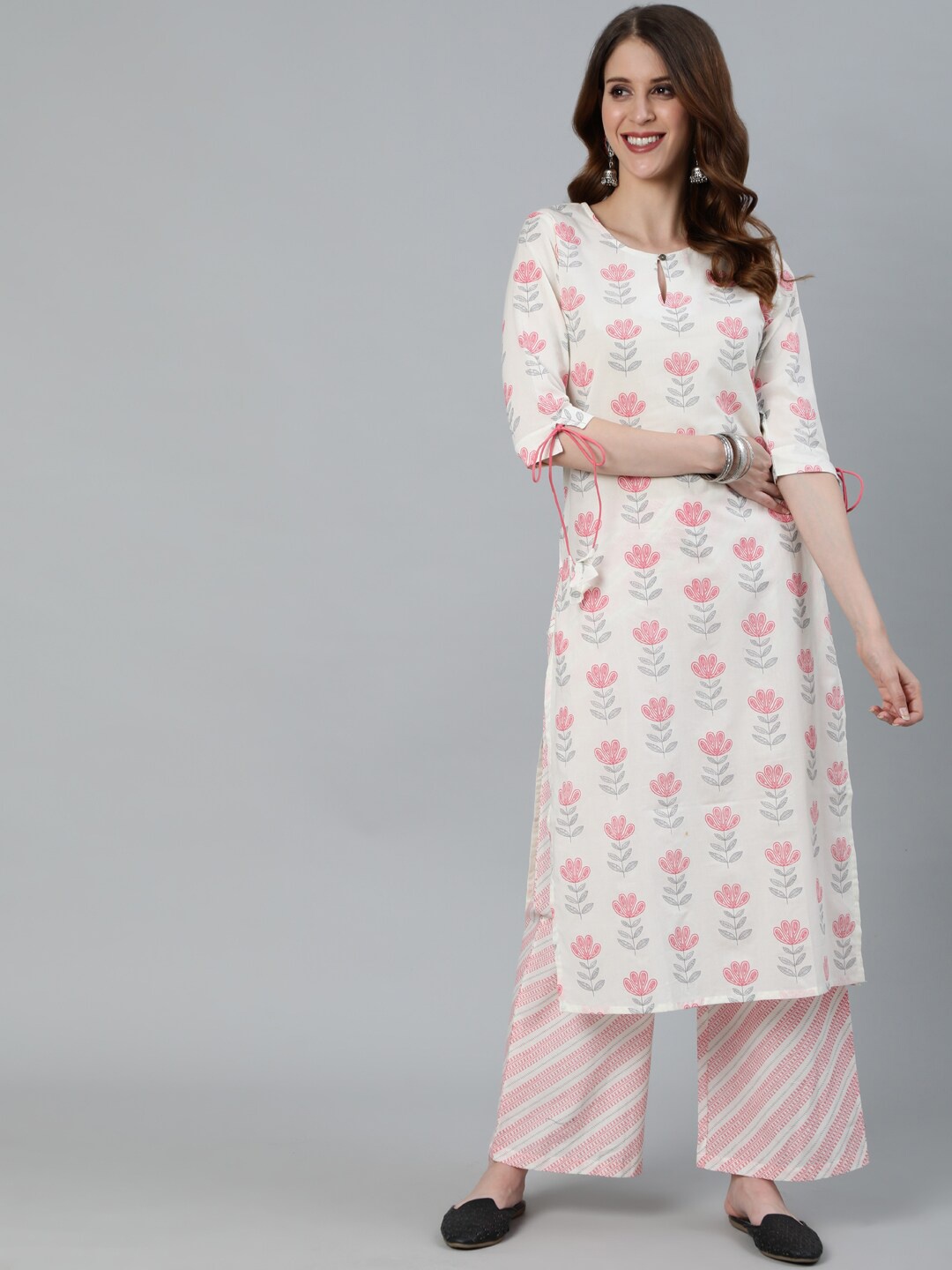 antaran Women Off-White & Pink Ethnic Motifs Printed Pure Cotton Kurta with Palazzos
antaran Women Off-White & Pink Ethnic Motifs Printed Pure Cotton Kurta with Palazzos