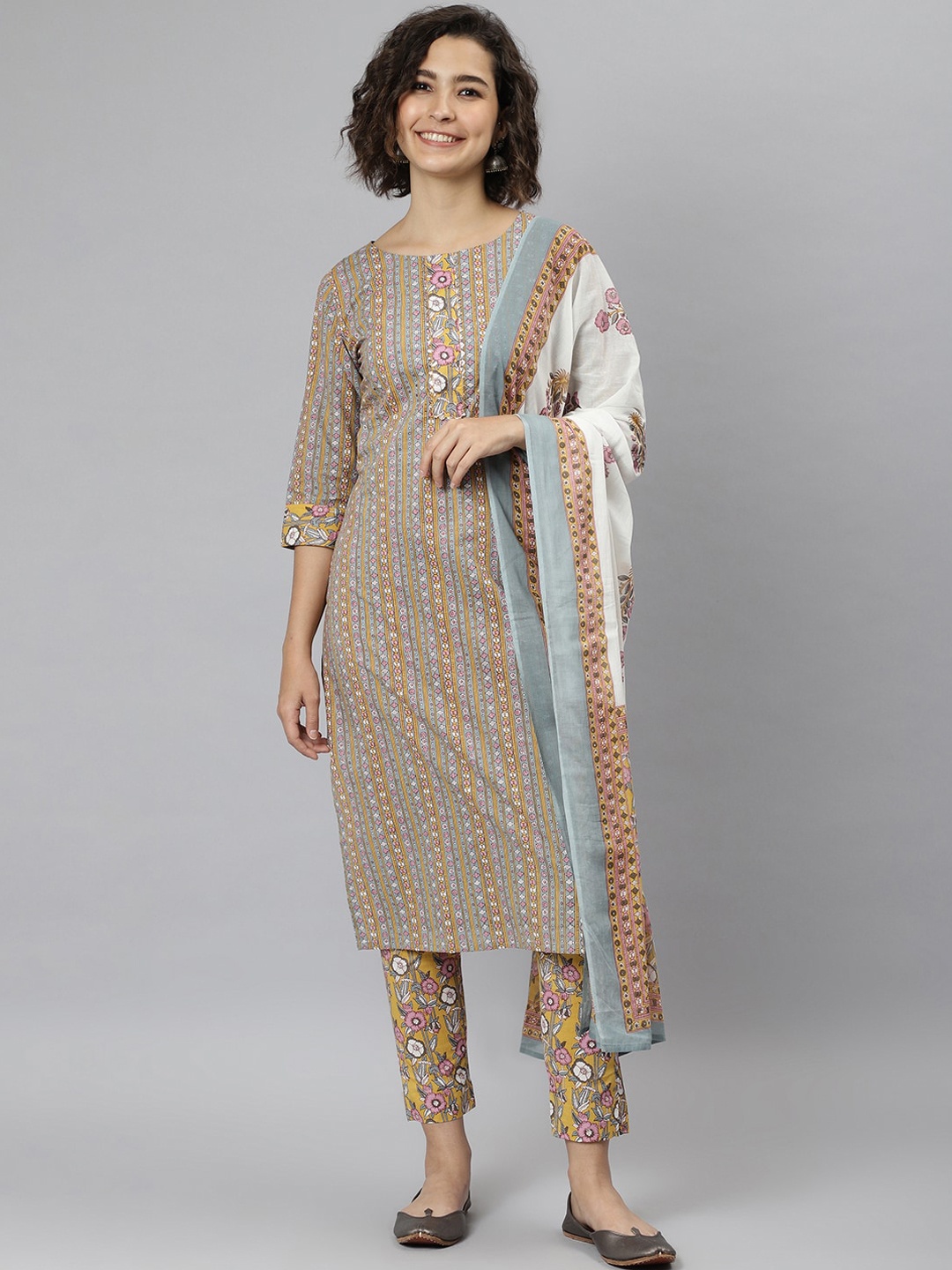 Janasya Women Yellow Floral Printed Panelled Pure Cotton Kurta & Trousers With Dupatta
Janasya Women Yellow Floral Printed Panelled Pure Cotton Kurta & Trousers With Dupatta