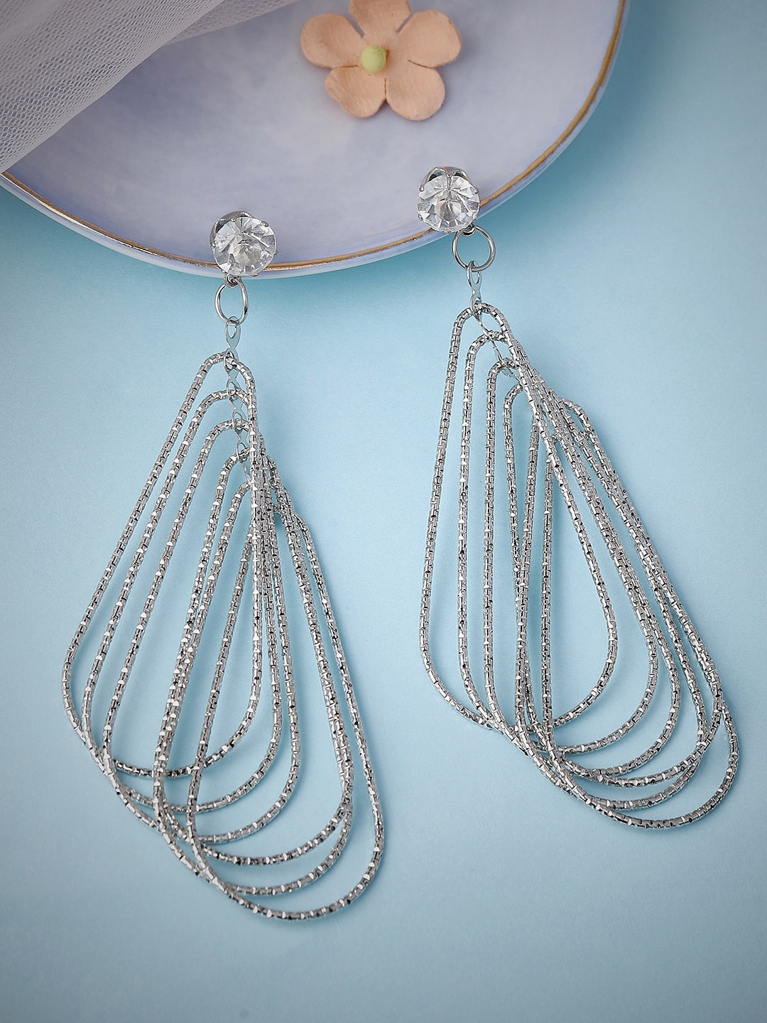 TOKYO TALKIES X rubans FASHION ACCESSORIES Silver-Toned Teardrop Shaped Drop Earrings
TOKYO TALKIES X rubans FASHION ACCESSORIES Silver-Toned Teardrop Shaped Drop Earrings