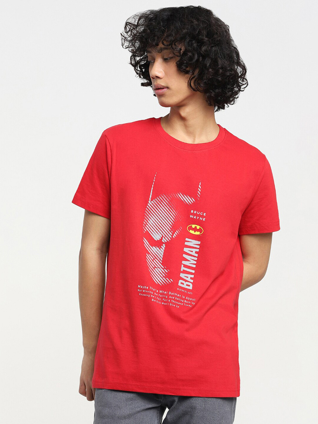 Bewakoof Men Red Typography Batman Printed T-shirt 
Bewakoof Men Red Typography Batman Printed T-shirt