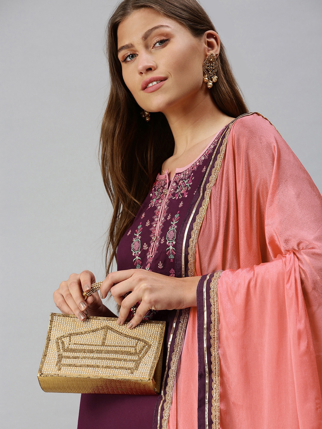 SheWill Women Purple & Pink Yoke Design Gotta Patti Kurta with Jacquard Skirt & Dupatta
SheWill Women Purple & Pink Yoke Design Gotta Patti Kurta with Jacquard Skirt & Dupatta