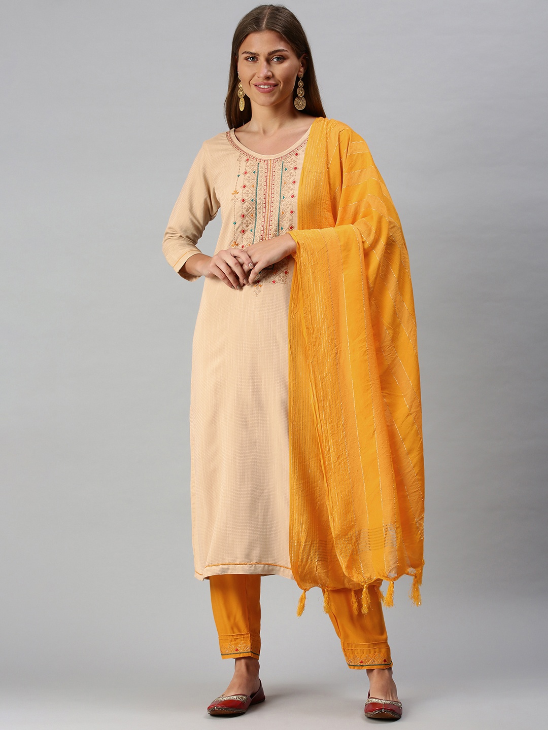 SheWill Women Cream-Coloured & Mustard Yellow Yoke Design Kurta with Trousers & Dupatta
SheWill Women Cream-Coloured & Mustard Yellow Yoke Design Kurta with Trousers & Dupatta