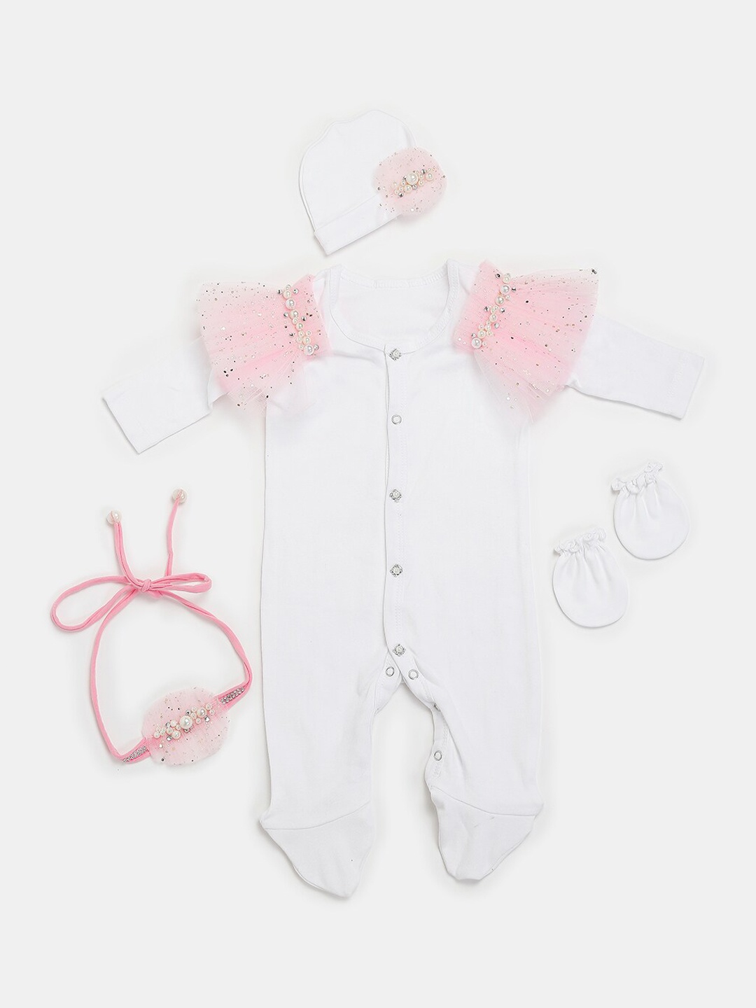 TIPY TIPY TAP Girls Pack Of 4 White & Pink Embellished Bodysuit With Booties & Beanie
TIPY TIPY TAP Girls Pack Of 4 White & Pink Embellished Bodysuit With Booties & Beanie
