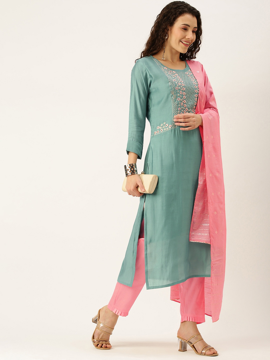SWAGG INDIA Women Blue Ethnic Motifs Embroidered Kurta with Trousers & With Dupatta
SWAGG INDIA Women Blue Ethnic Motifs Embroidered Kurta with Trousers & With Dupatta