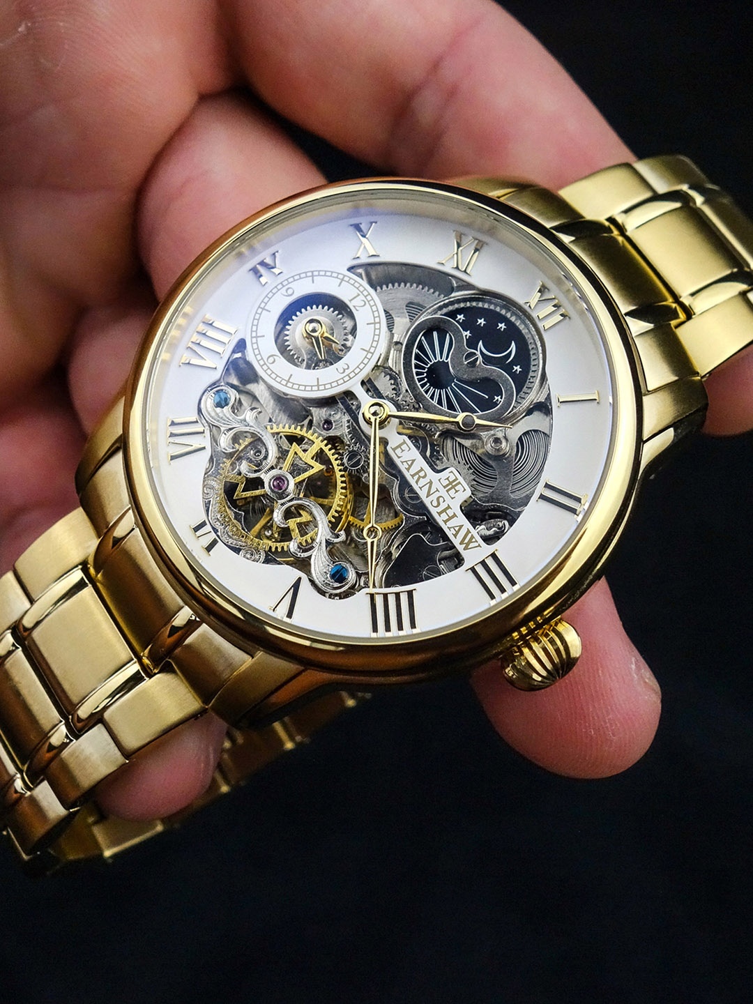 EARNSHAW Men White Skeleton Dial Bracelet Style Straps Analogue Automatic Watch ES-8006-22
EARNSHAW Men White Skeleton Dial Bracelet Style Straps Analogue Automatic Watch ES-8006-22