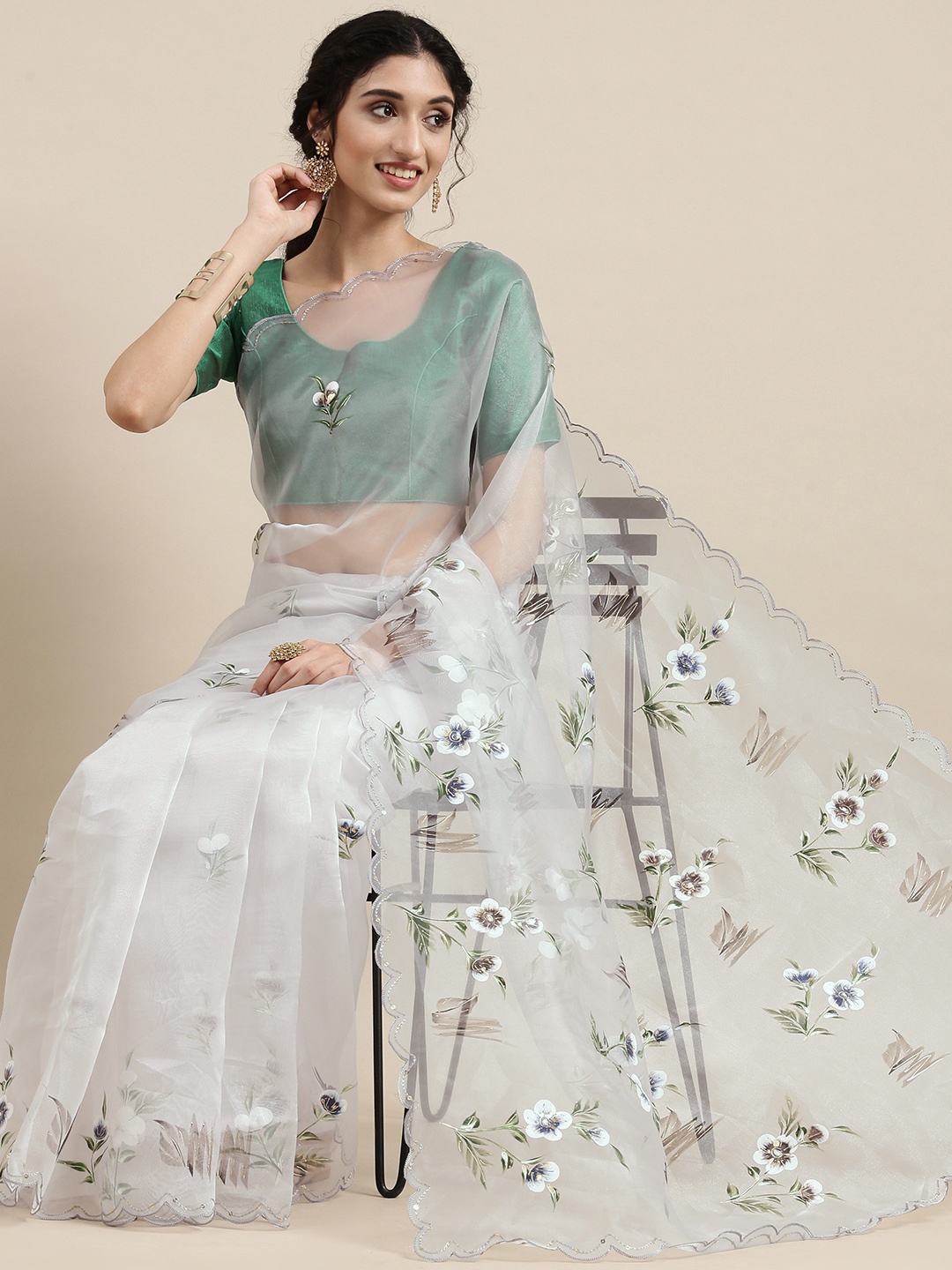 VASTRANAND Grey Floral Beads and Stones Organza Saree