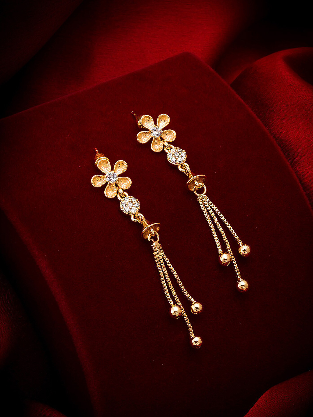 aadita Gold-Toned & Plated Geometric AD-Studded Drop Earrings
aadita Gold-Toned & Plated Geometric AD-Studded Drop Earrings