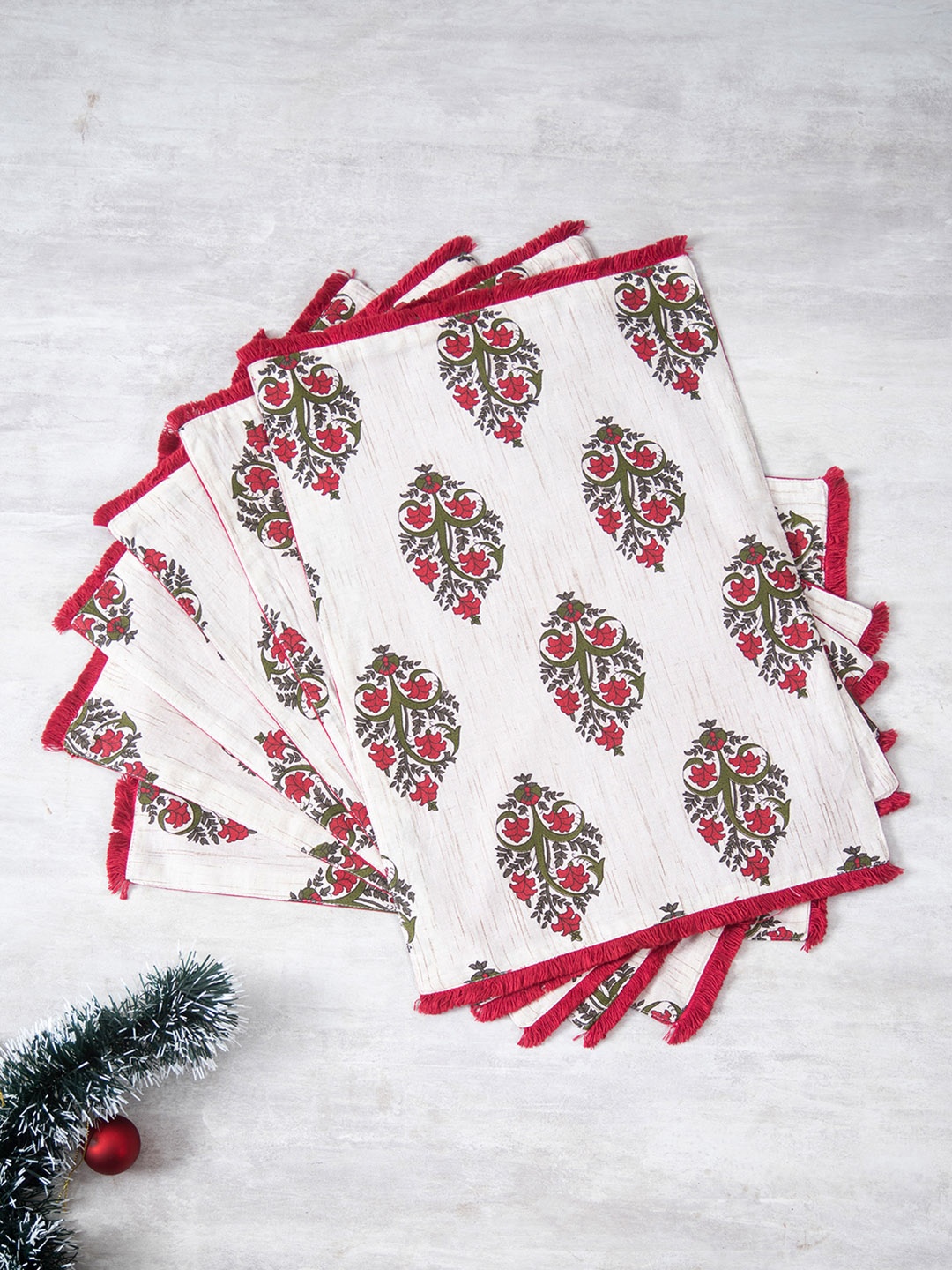 nestroots Set of 6 White & Red Floral Table Placemats