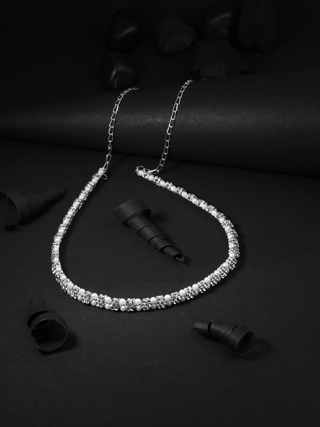 Adwitiya Collection Rhodium-Plated CZ-Studded & Beaded Handcrafted Waist Chain, Silver
Adwitiya Collection Rhodium-Plated CZ-Studded & Beaded Handcrafted Waist Chain, Silver