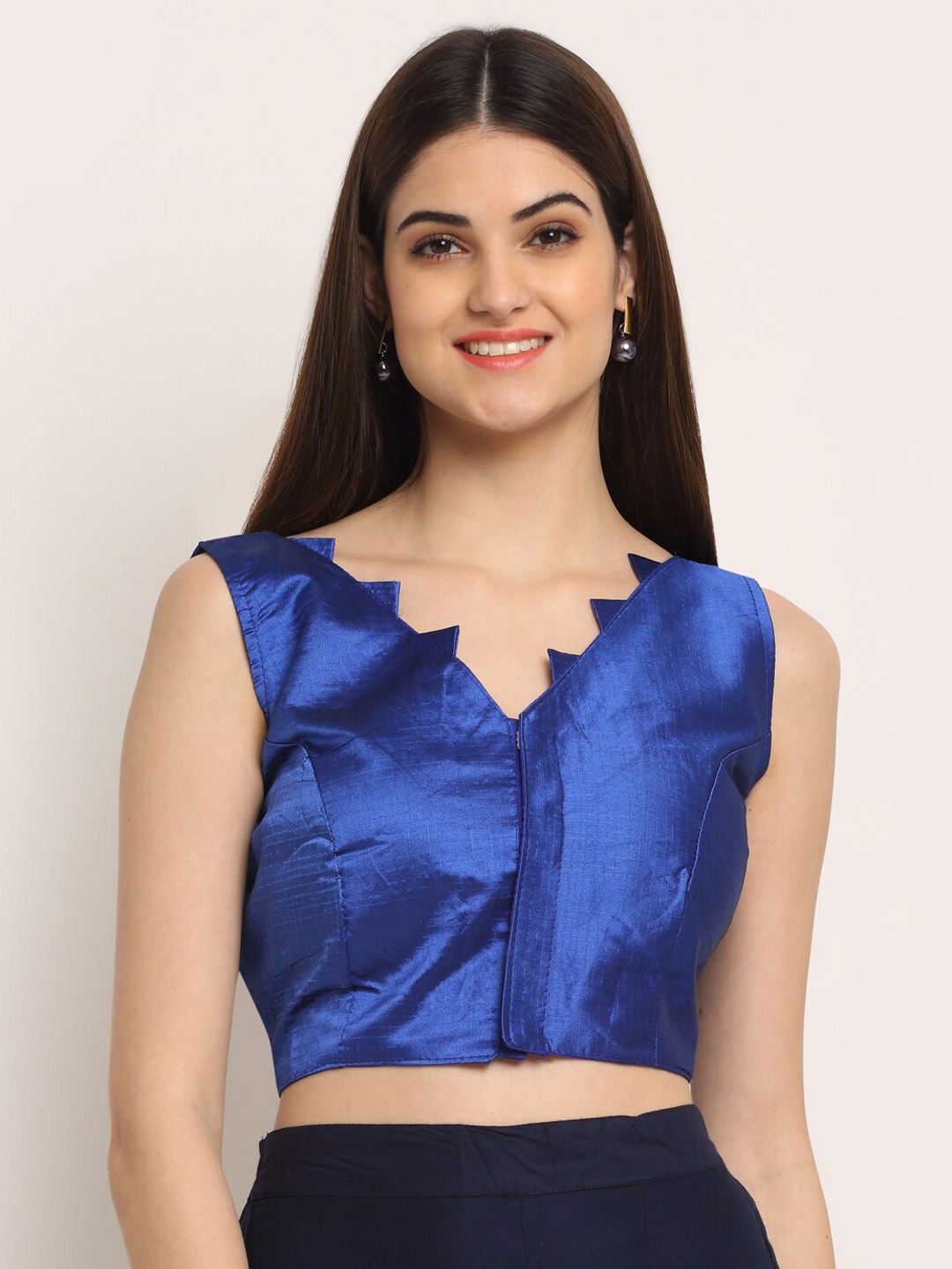 Grancy Women Blue Solid Saree Blouse