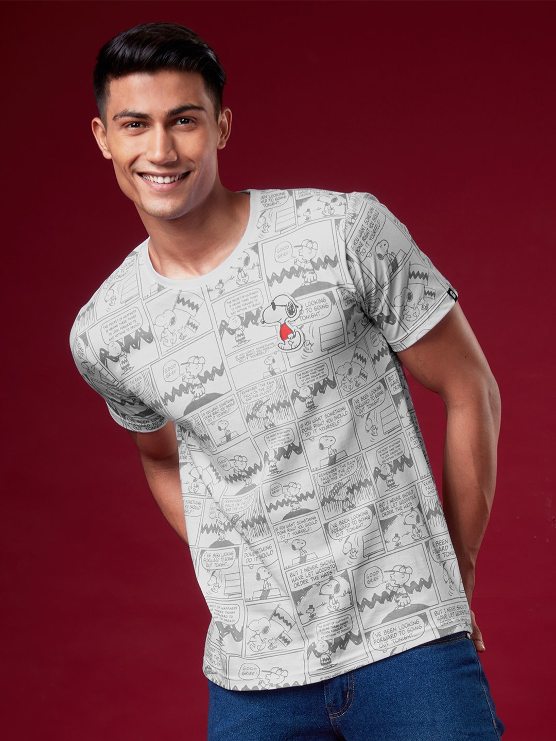 The Souled Store Men White Peanuts Printed T-shirt