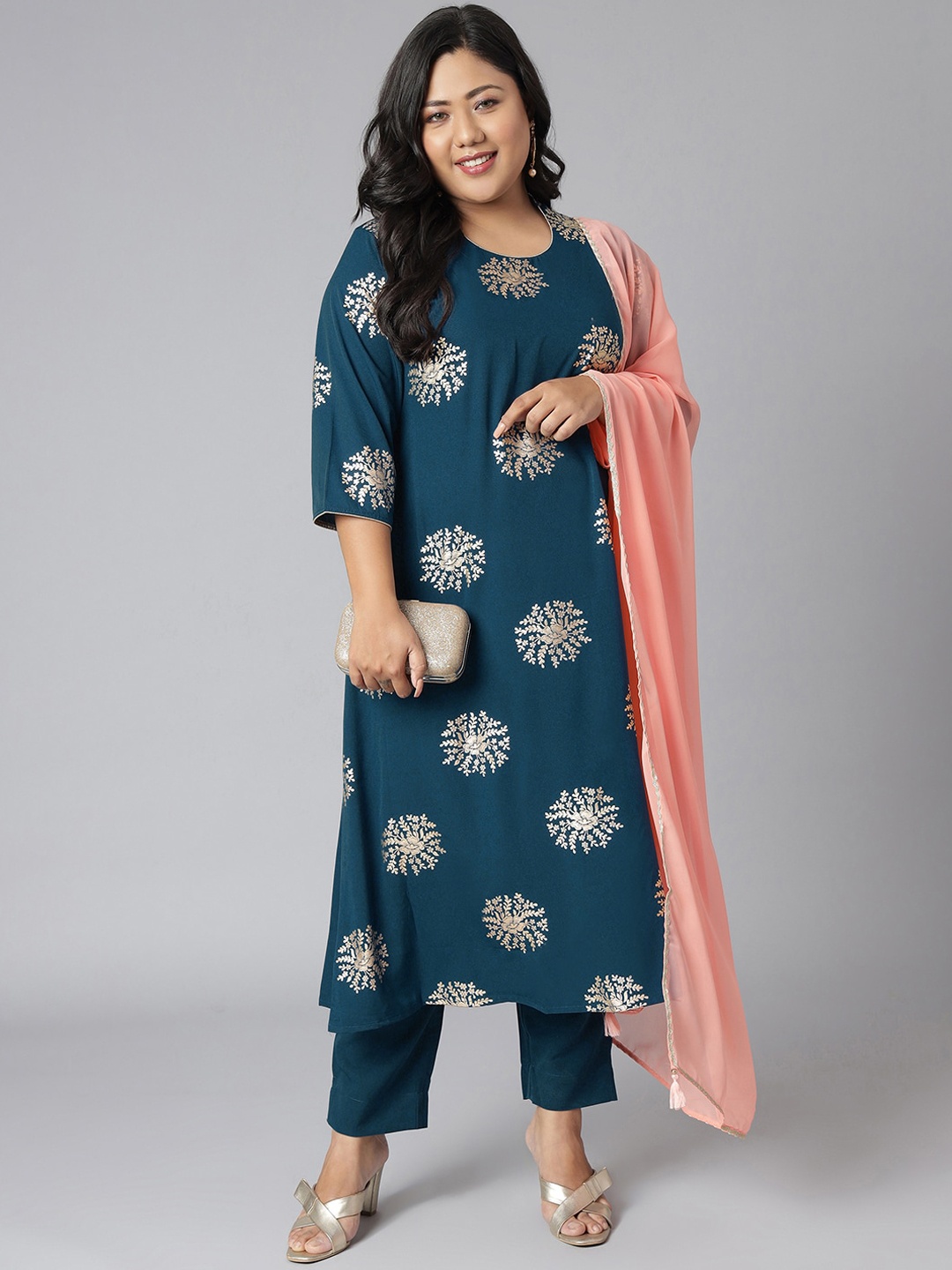 XL LOVE by Janasya Women Plus Size Teal Ethnic Motifs Printed Kurta Set With Dupatta
XL LOVE by Janasya Women Plus Size Teal Ethnic Motifs Printed Kurta Set With Dupatta