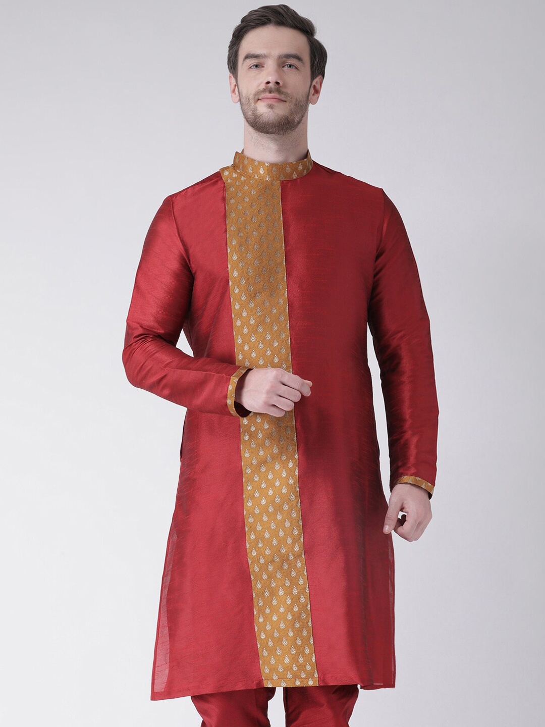 DEYANN Men Red & Gold-Toned Floral Panelled Dupion Silk Kurta With Churidar
DEYANN Men Red & Gold-Toned Floral Panelled Dupion Silk Kurta With Churidar