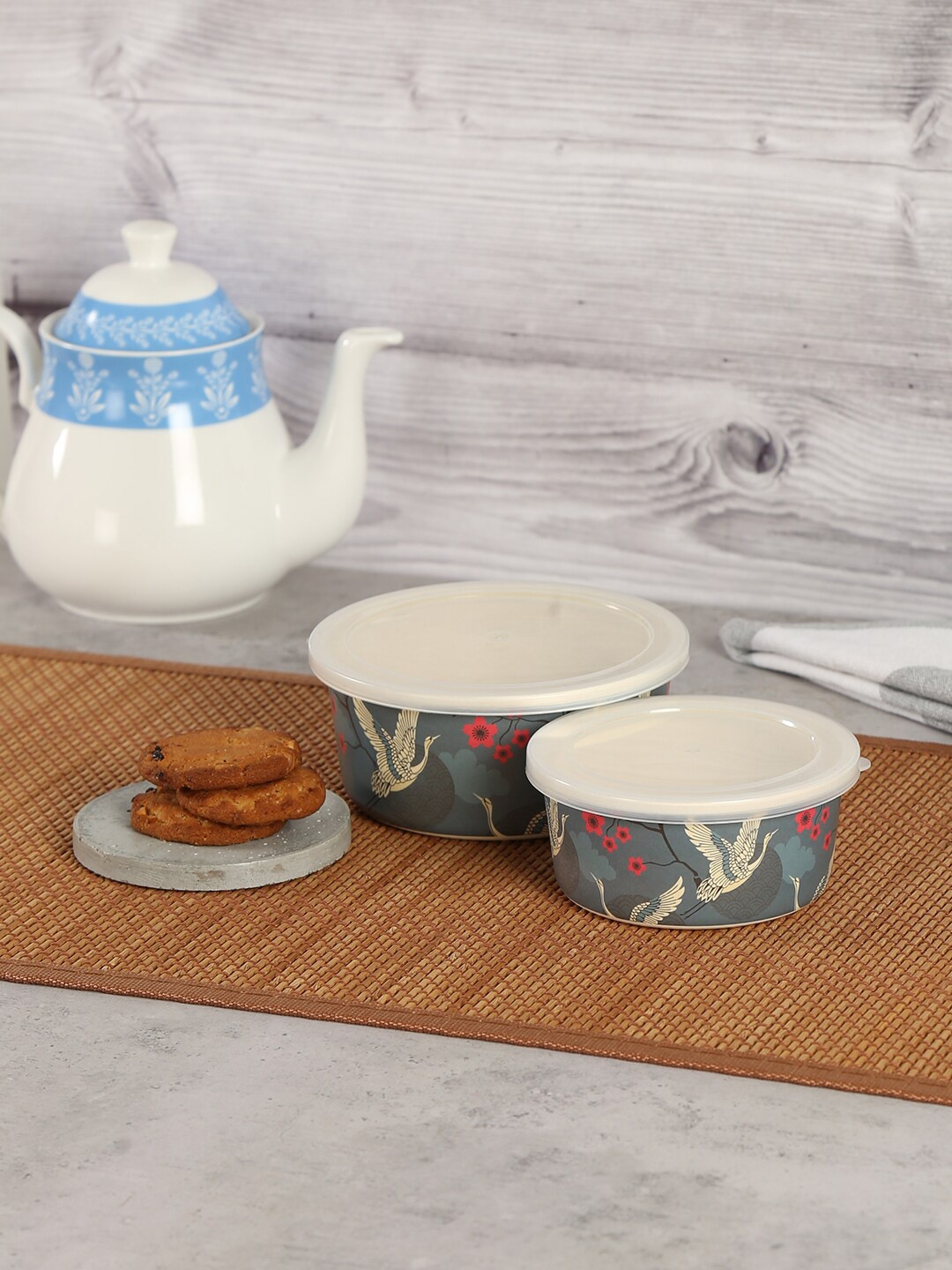 India Circus by Krsnaa Mehta Set Of 2 Green & Off-White Printed Bamboo Food Containers
India Circus by Krsnaa Mehta Set Of 2 Green & Off-White Printed Bamboo Food Containers